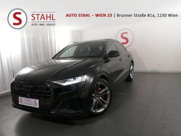 Audi Q8 Allrad Q8 55 TFSIe quattro T| Auto Stah...