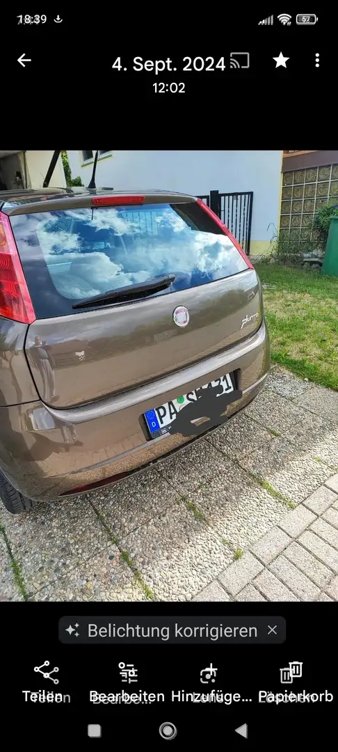 Fiat Grande Punto Grande Punto 1.4 16V Active Braun - 1