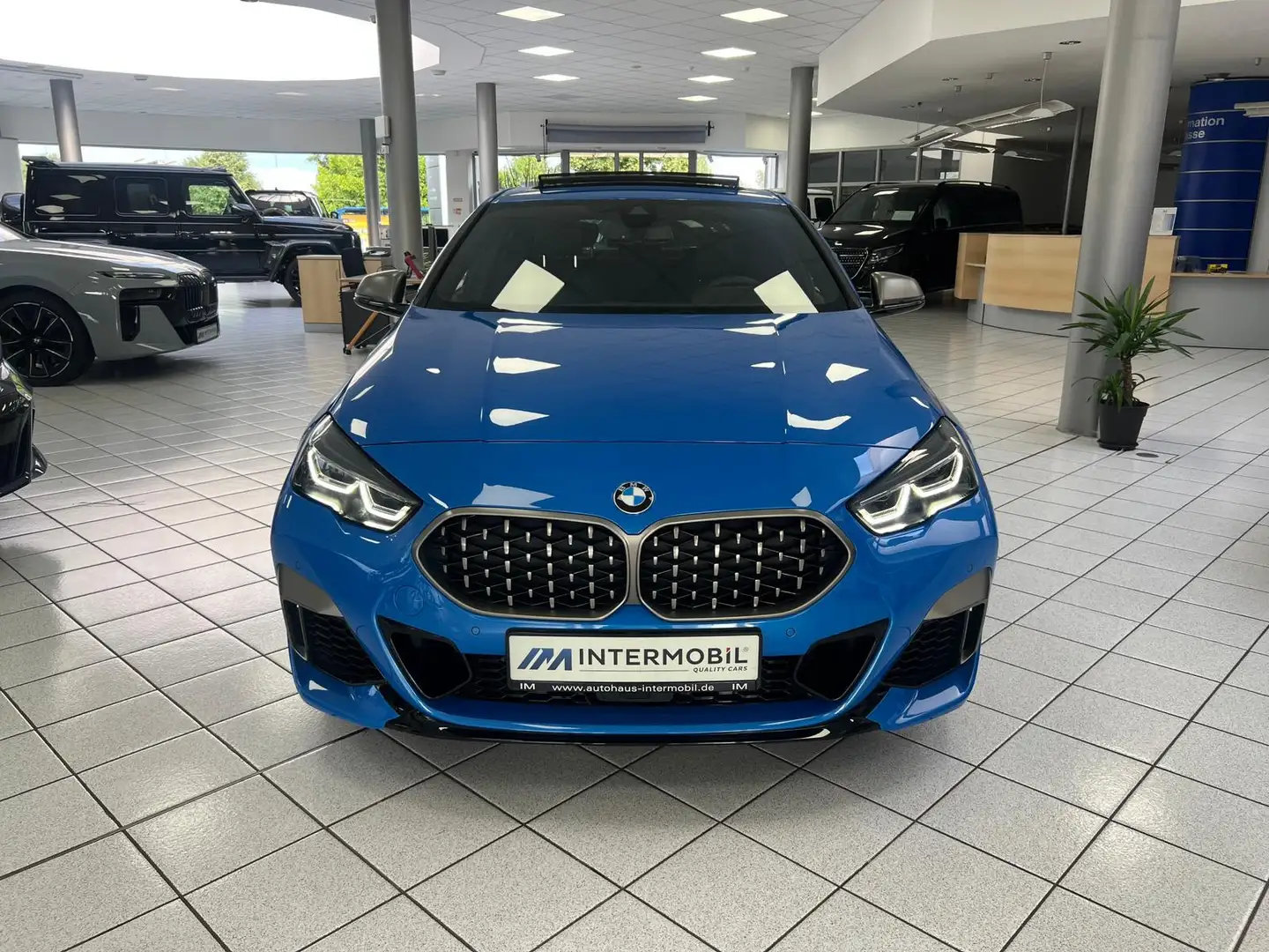 BMW 235 i xD Gran Coupe*LED*PANO*HUD*KEYL*MEMO*ACC* Azul - 2