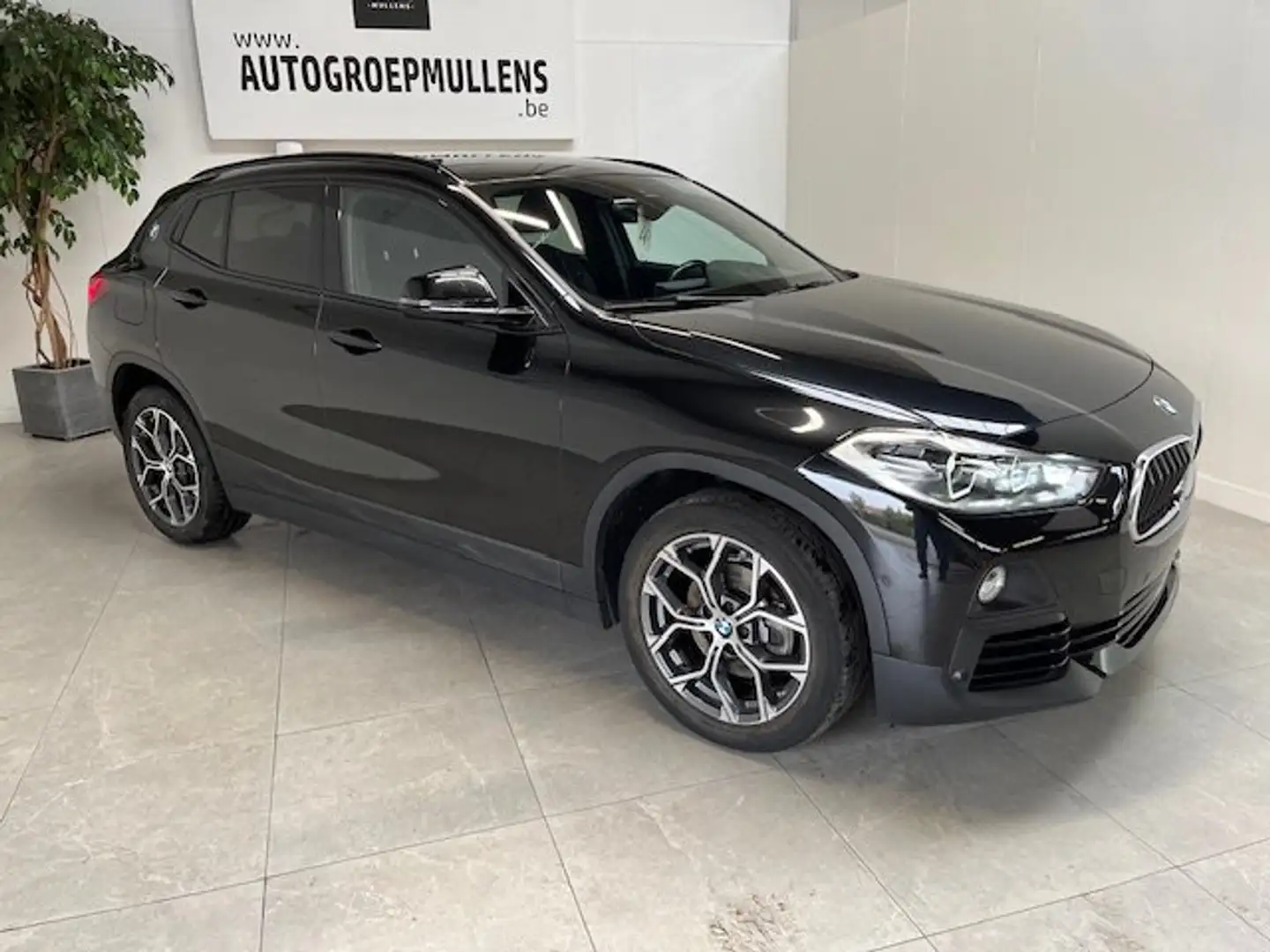 BMW X2 sDrive18i AUT Noir - 2