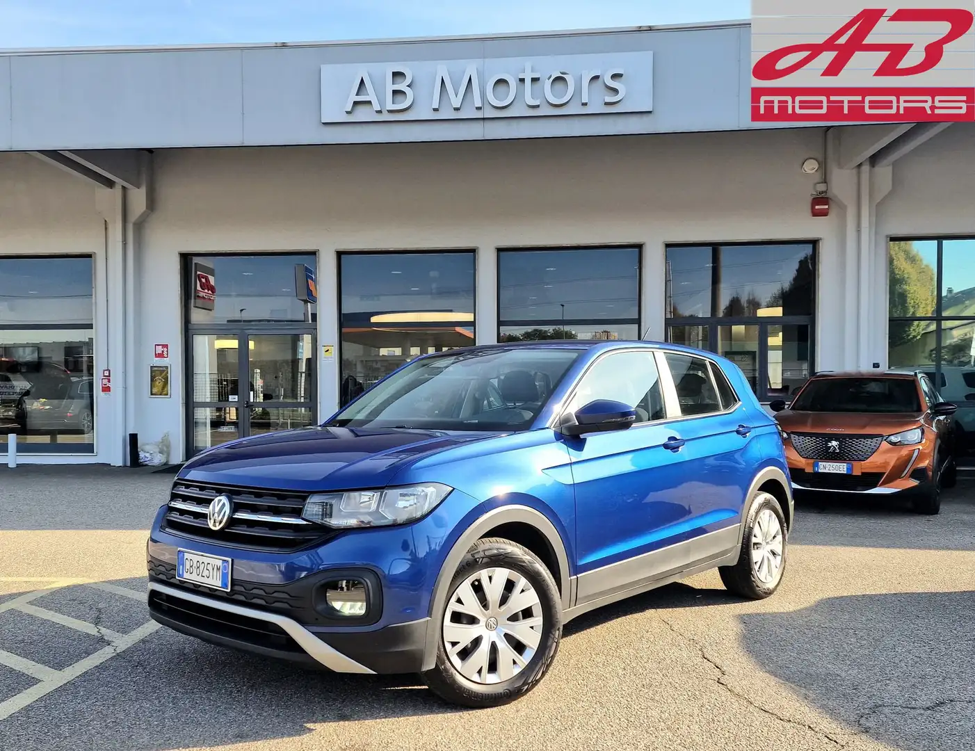 Volkswagen T-Cross T-Cross 1.6 TDI SCR Urban BMT Blauw - 1