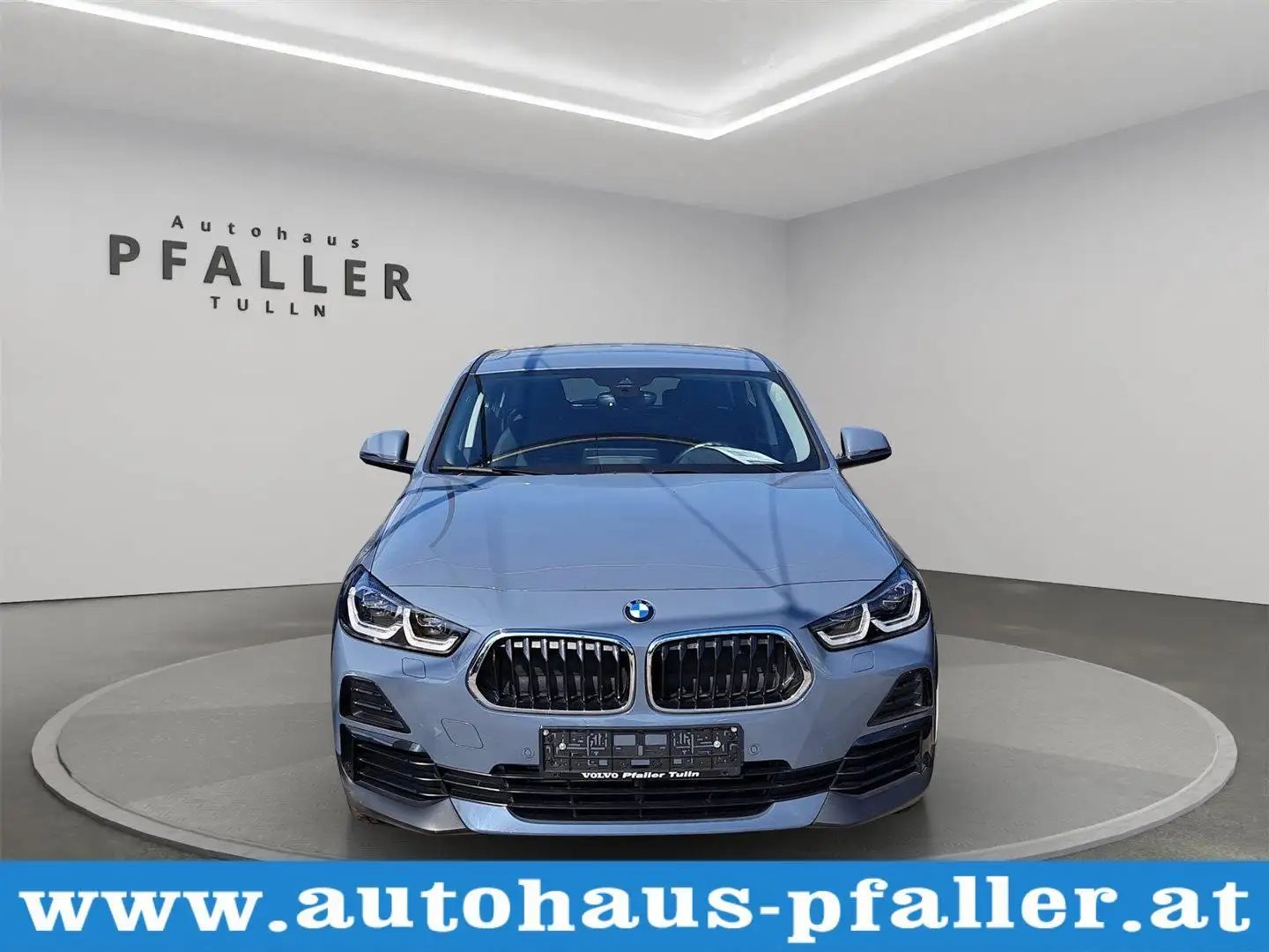 BMW X2 sDrive 16d Blau - 1