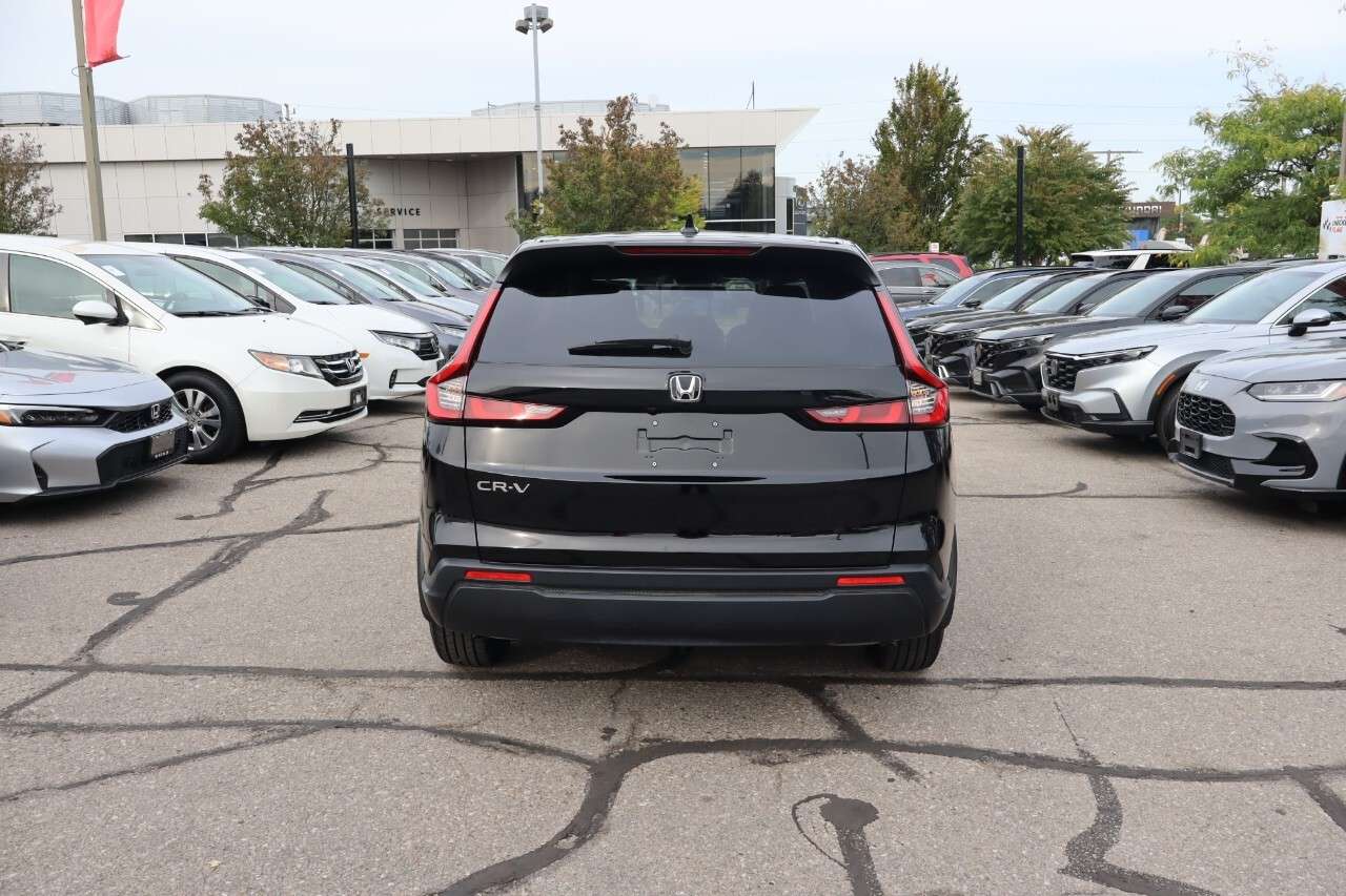 2026 Honda CR-V LX 2WD || HONDA CERTIFIED || ONE OWNER || NO ACCID — photo 1