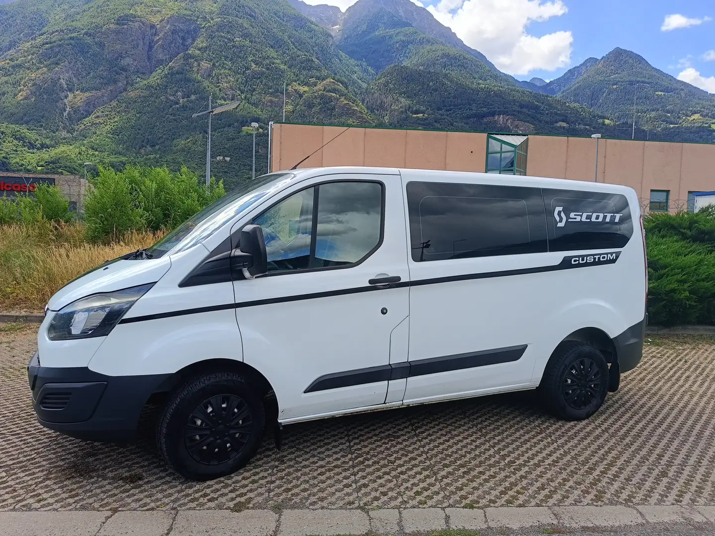 Ford Tourneo Custom 2200 100 cv importazione semicamperizzato Bianco - 1
