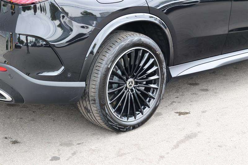 2027 Mercedes-Benz GLC 4MATIC SUV — снимка 3