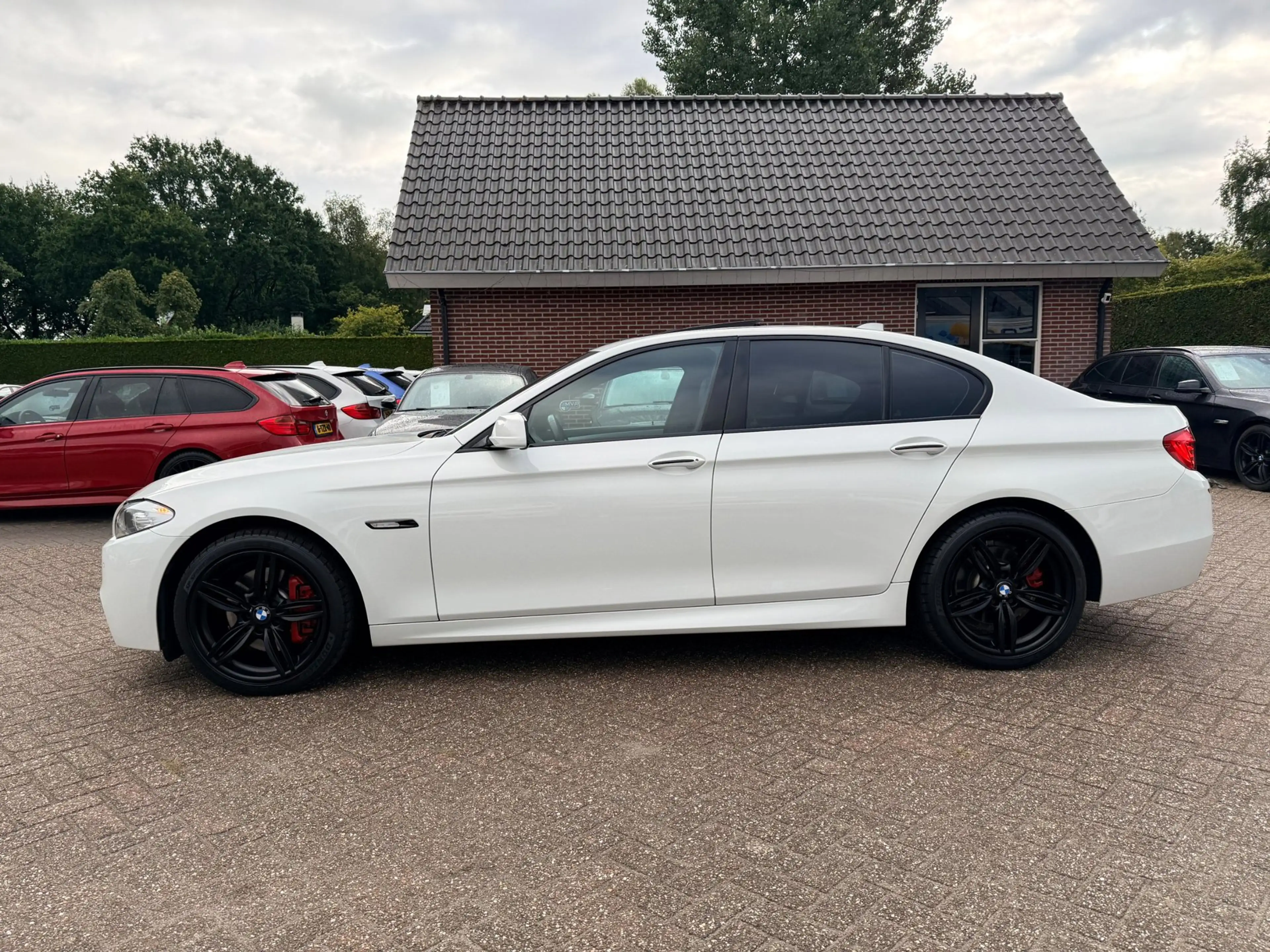 BMW 528 5-serie 528i High Executive M Sport|Nieuwe Ketting — photo 13