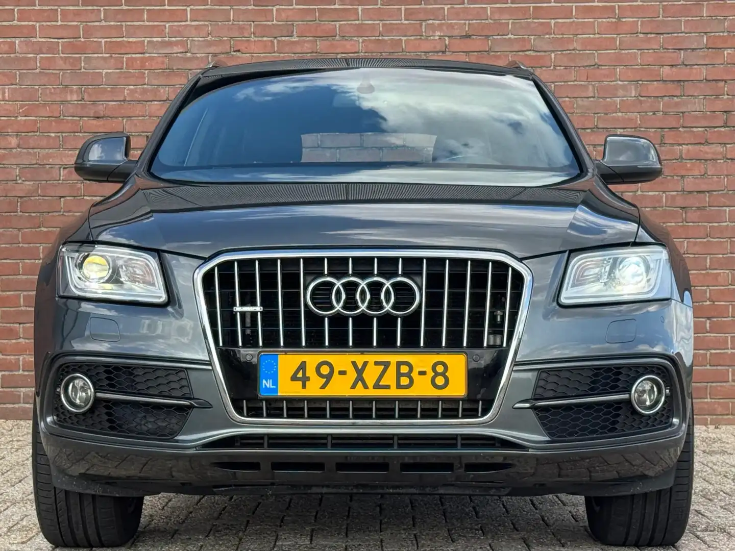 Audi Q5 2.0 TFSI QUATTRO S-LINE | NL-AUTO! | LEDER! | NAVI Gris - 2