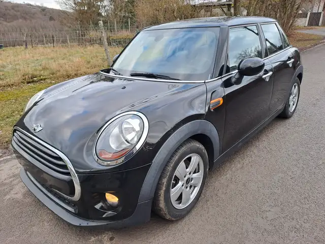 MINI Cooper D 1.5