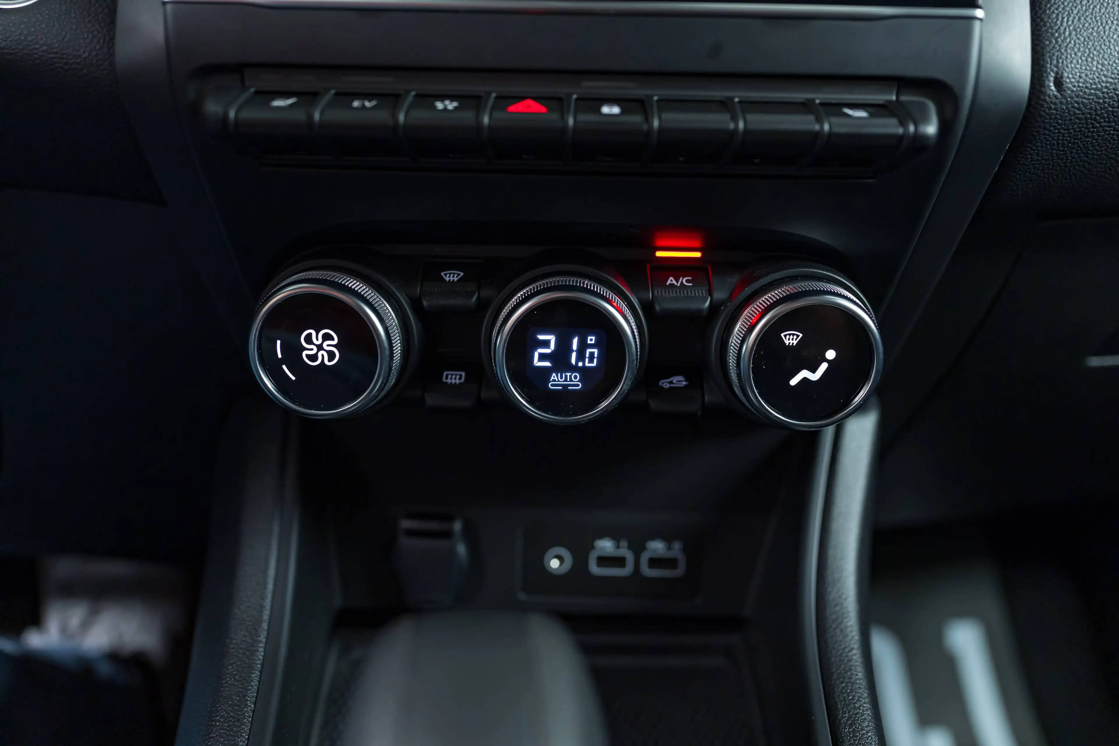 Renault Captur E-TECH HYBRID|GARANTIE|CAMERA|LANE ASSIST|CRUISE CONTROL| ZETELVERW.|APPLE CAR PLAY|ANDROID AUTO| — photo 32