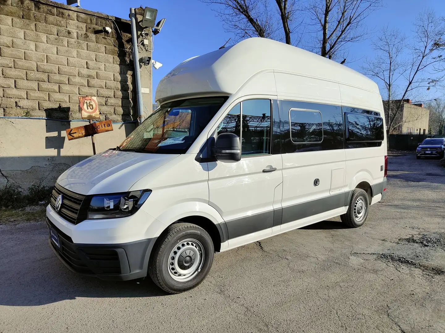 Volkswagen Grand California CRAFTER 600 2.0 BiTDI 177CV Bianco - 1