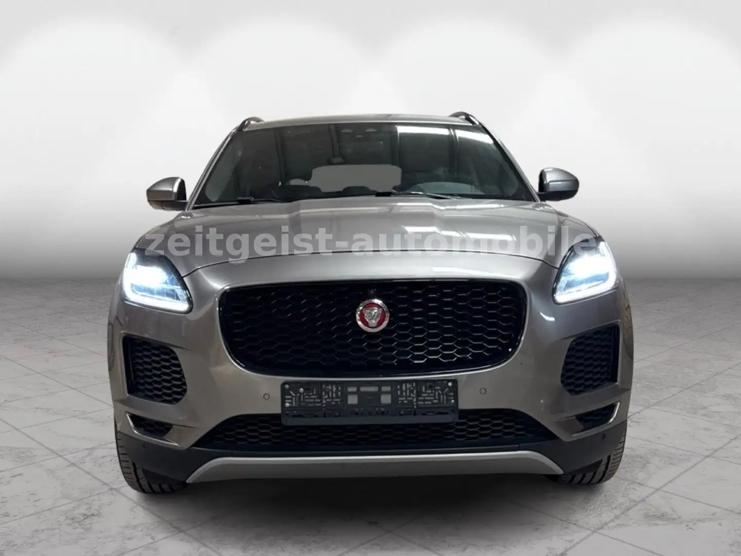 Jaguar E-Pace 2.0d AWD R-DYNAMIC*LEDER*360°PAN-D*20 Grau - 2