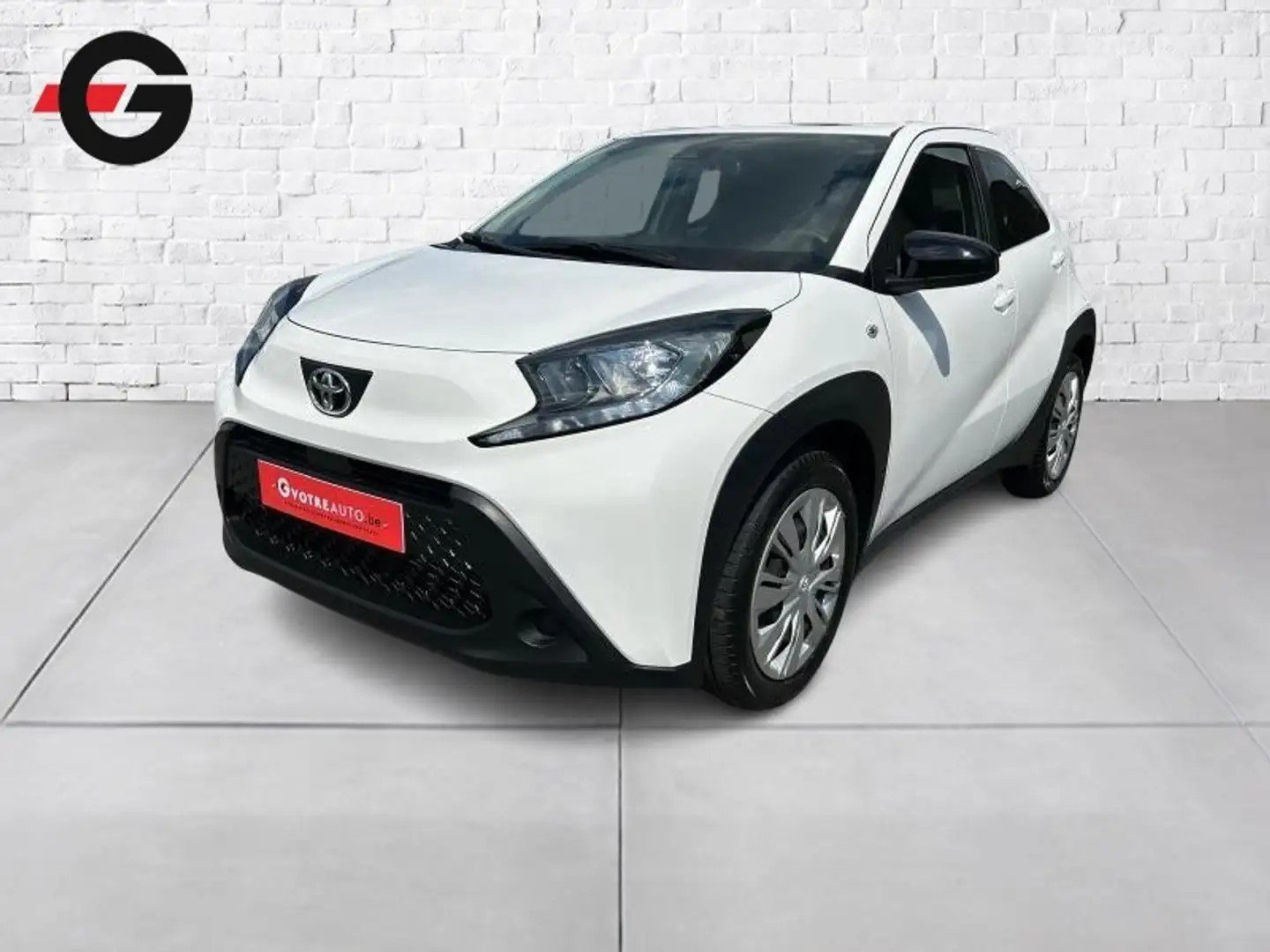 Toyota Aygo X X-PLAY VVT-I 72 Bianco - 1