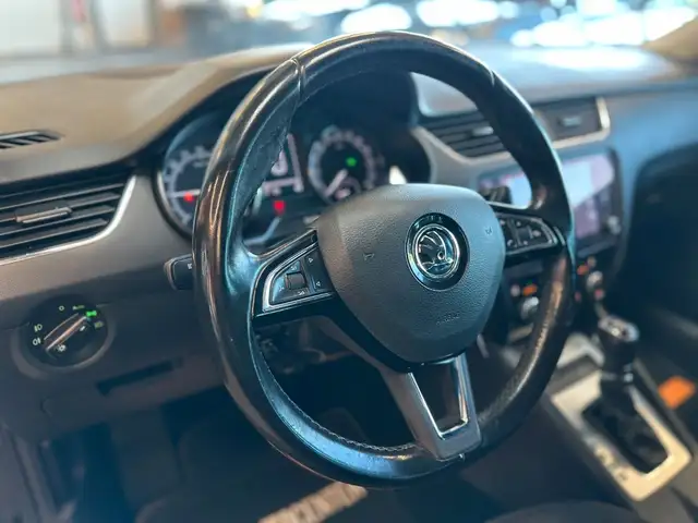 Skoda Octavia view 11