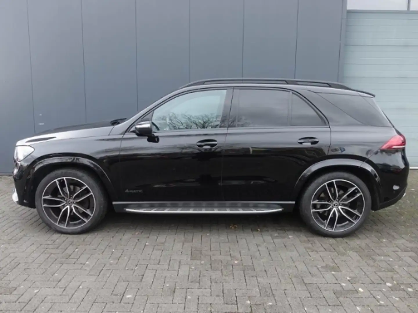 Mercedes-Benz GLE 400 D 4MATIC AMG-LINE+LED+360GRAD+BURMESTER Schwarz - 2