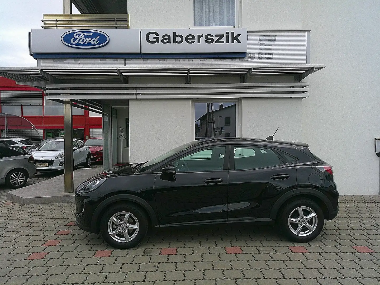 Ford Puma 1,0 EcoBoost Cool & Connect Schwarz - 2