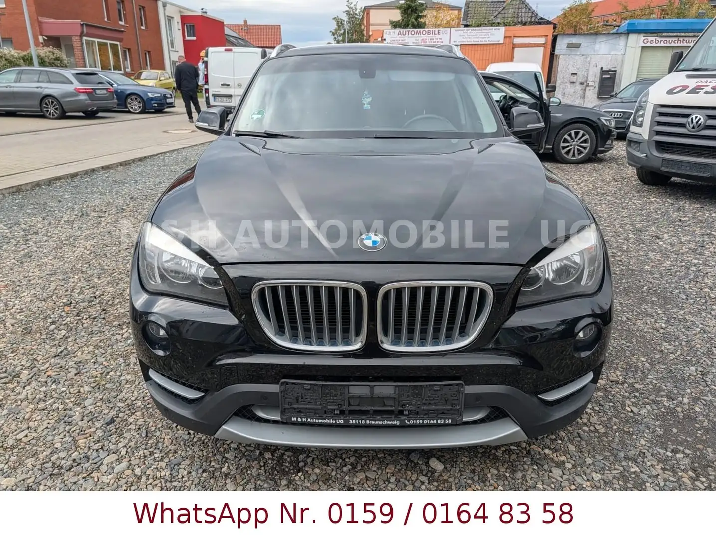 BMW X1 Baureihe X1 18 i sDrive Schwarz - 2