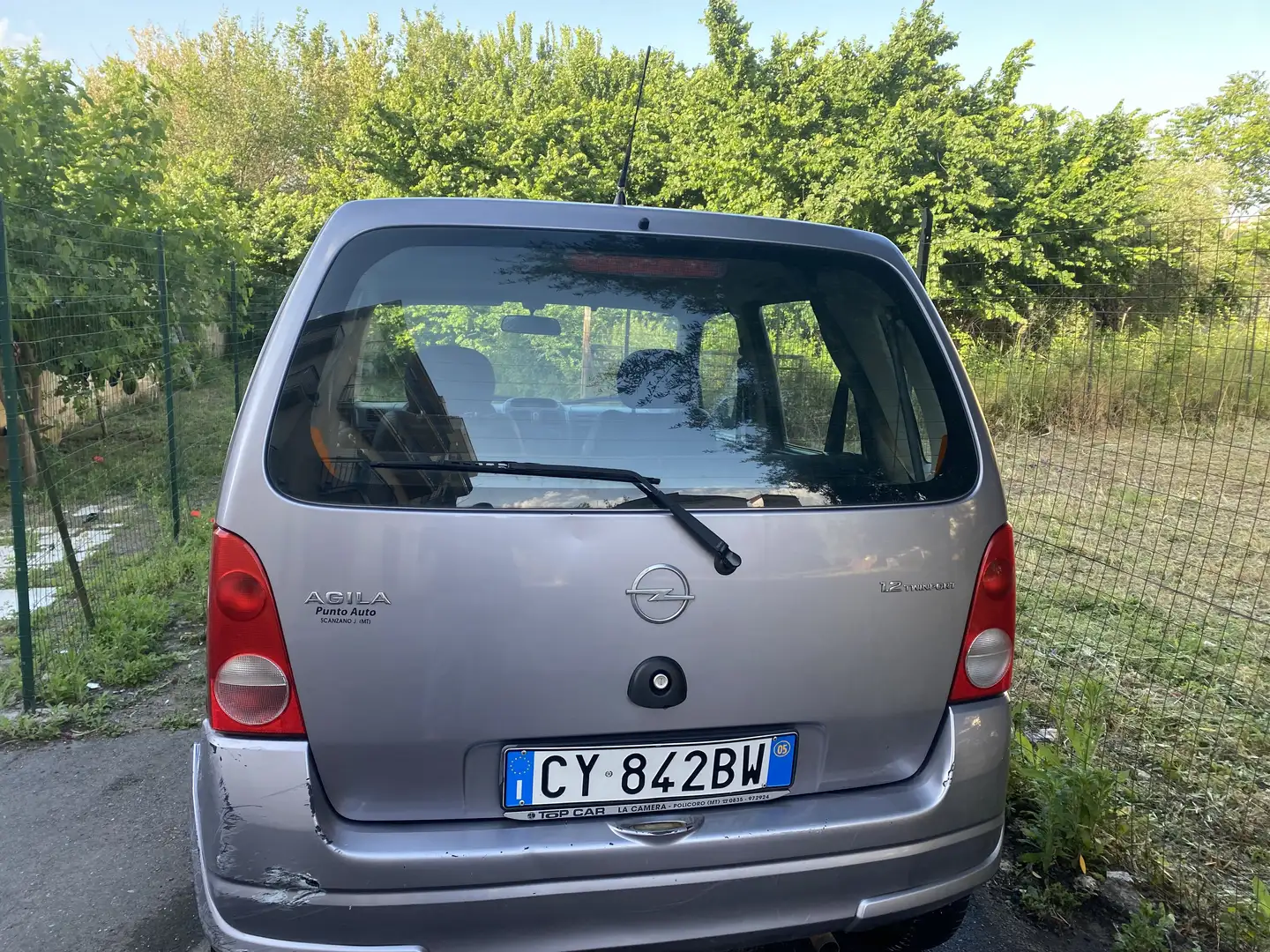 Opel Agila Agila 1.2 16v Edition 80cv Grijs - 1
