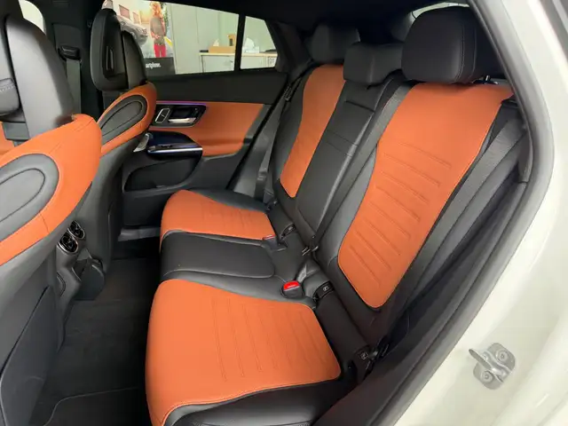 Mercedes-Benz GLC 200 view 10