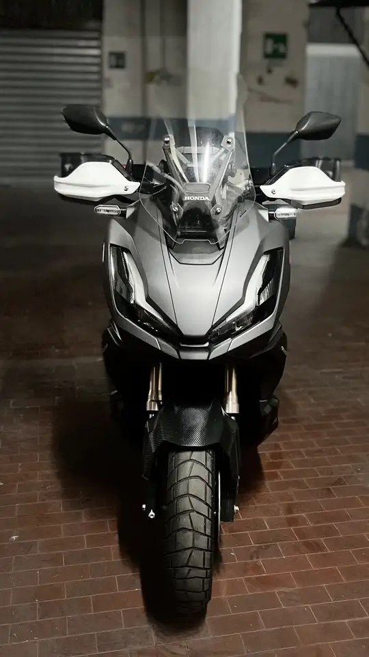 Honda ADV 350