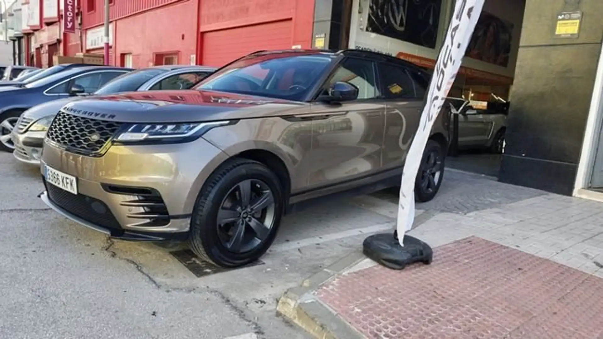 Land Rover Range Rover Velar 2.0D R-Dynamic S 4WD Aut. 240 Negro - 1