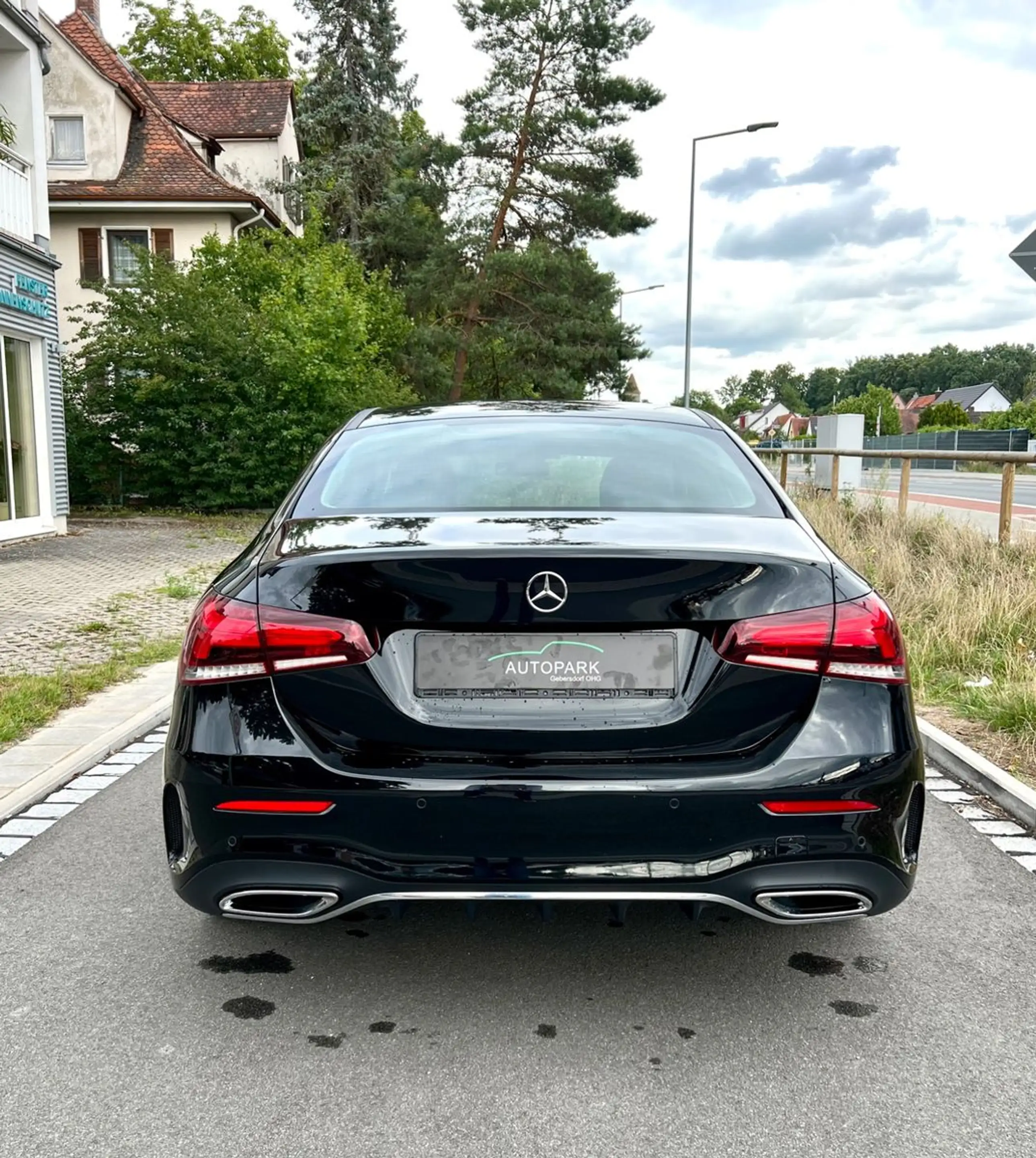 Mercedes-Benz A 220 4Matic AMG/Navi/Leder/360°Kamera/SHZ — photo 5
