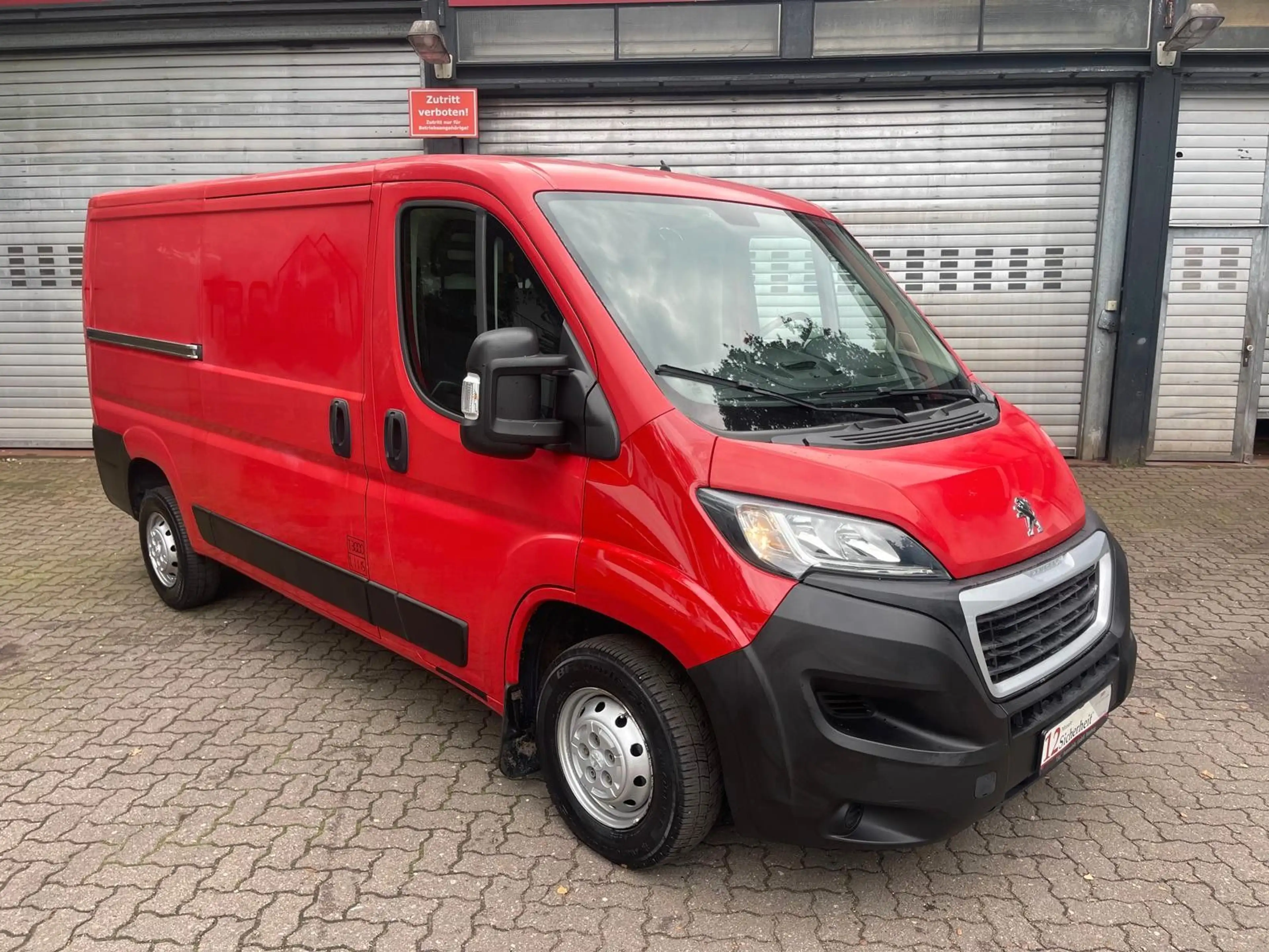 Peugeot Boxer Kasten 330 L2H1 Pro BlueHDi 110 — photo 3