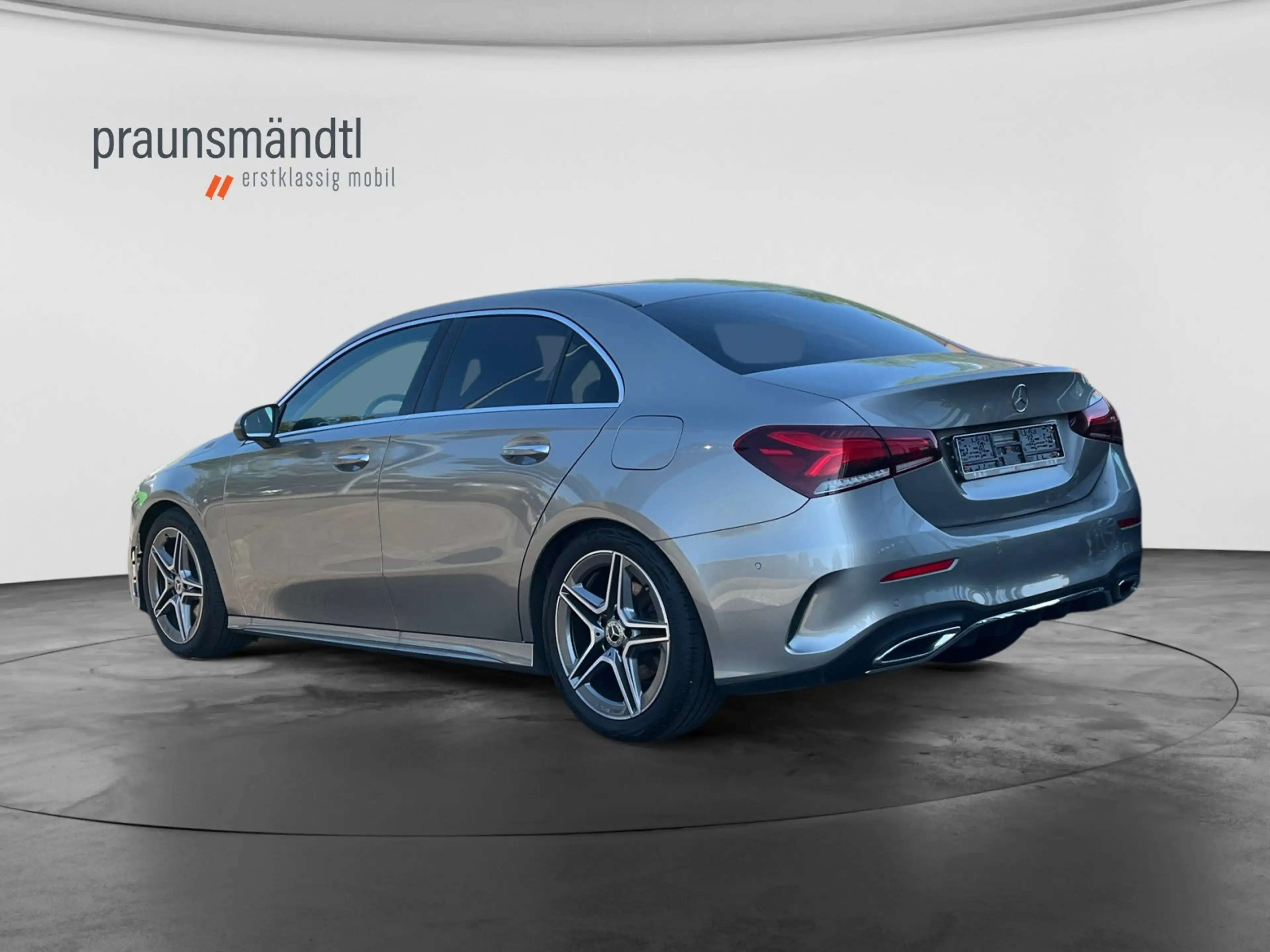 Mercedes-Benz A 220 d Lim. AMG-Line+Distronic+360°+PTS+Keyless — photo 2