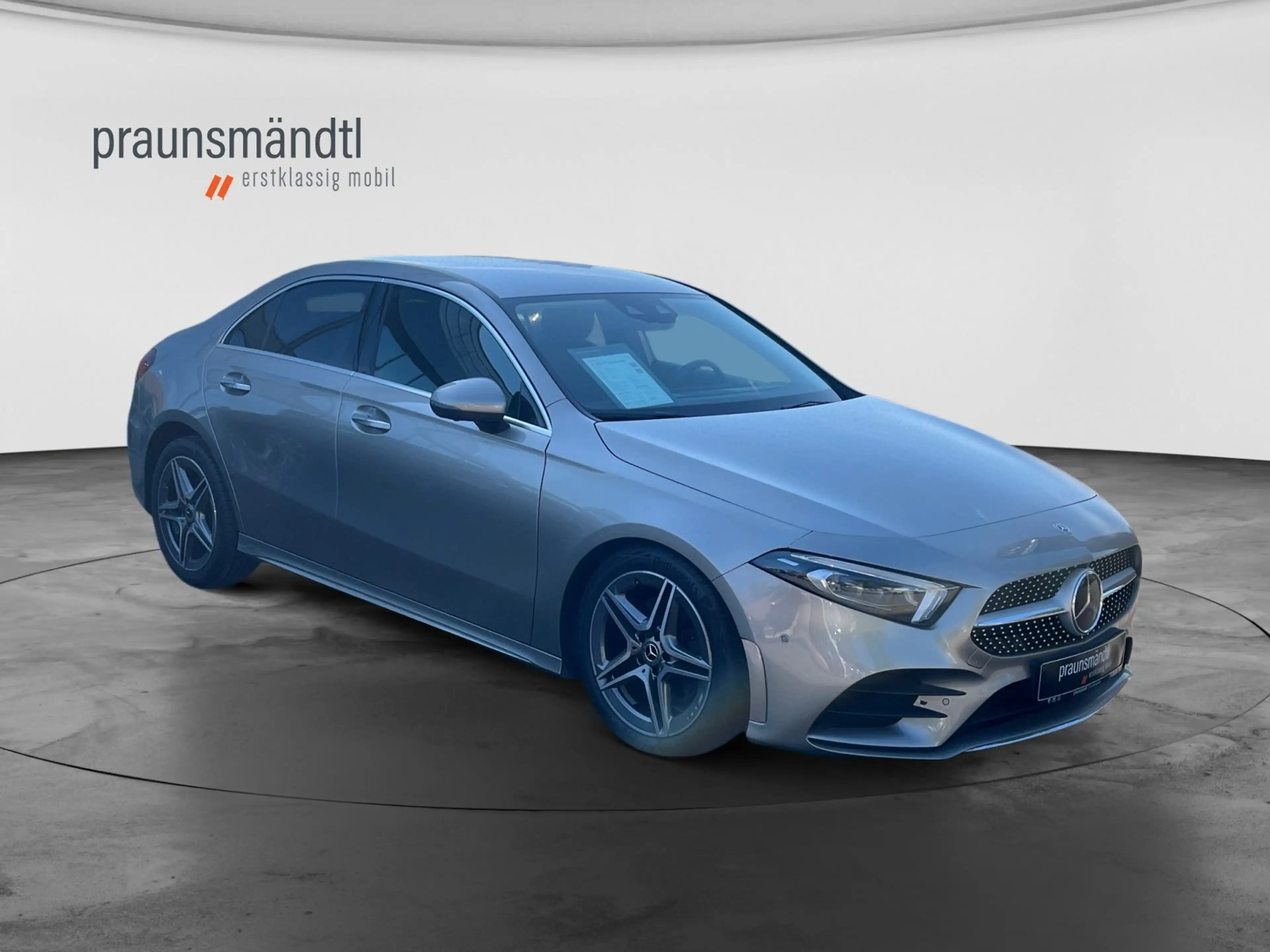 Mercedes-Benz A 220 d Lim. AMG-Line+Distronic+360°+PTS+Keyless — photo 4