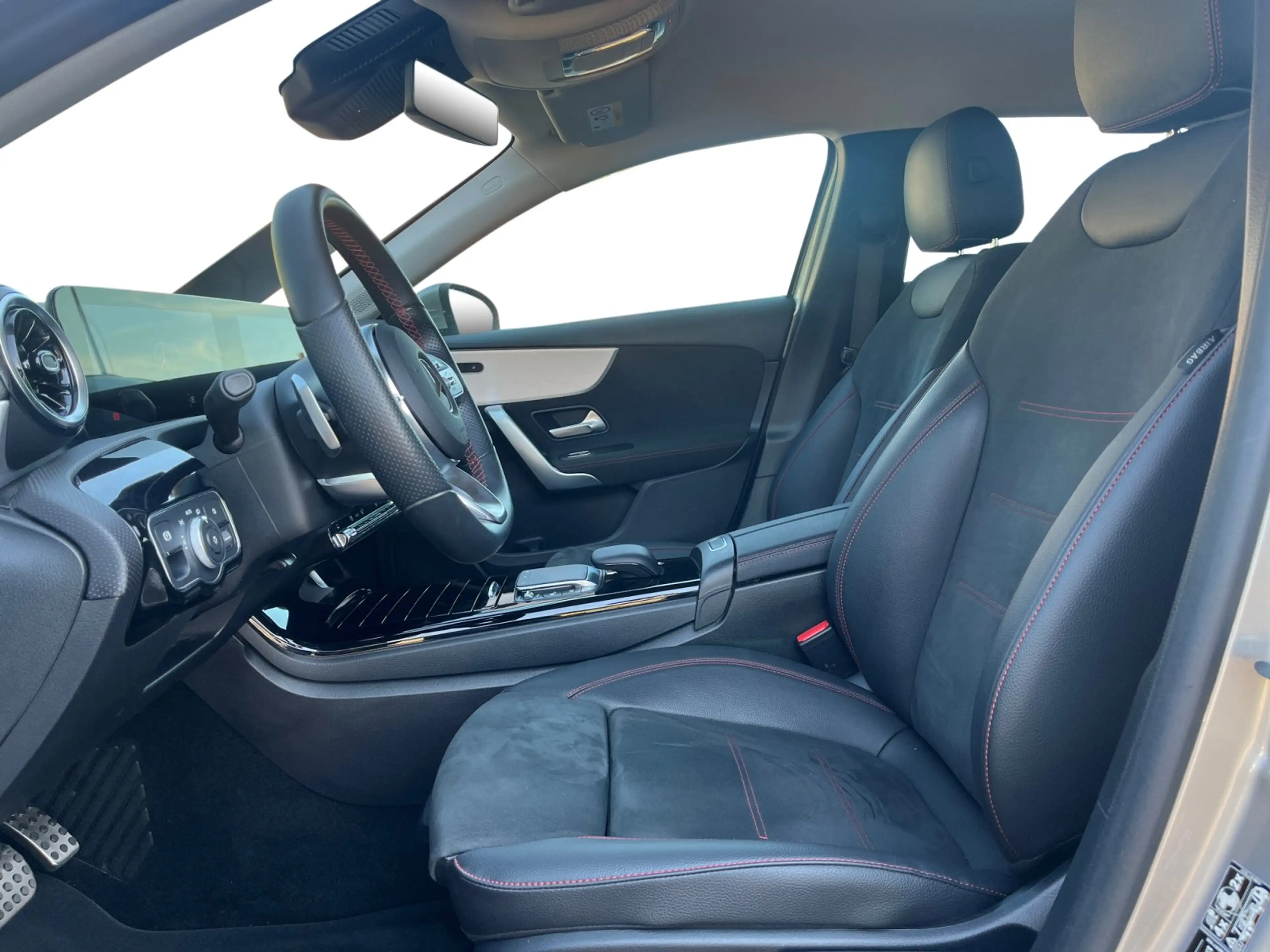 Mercedes-Benz A 220 d Lim. AMG-Line+Distronic+360°+PTS+Keyless — photo 6