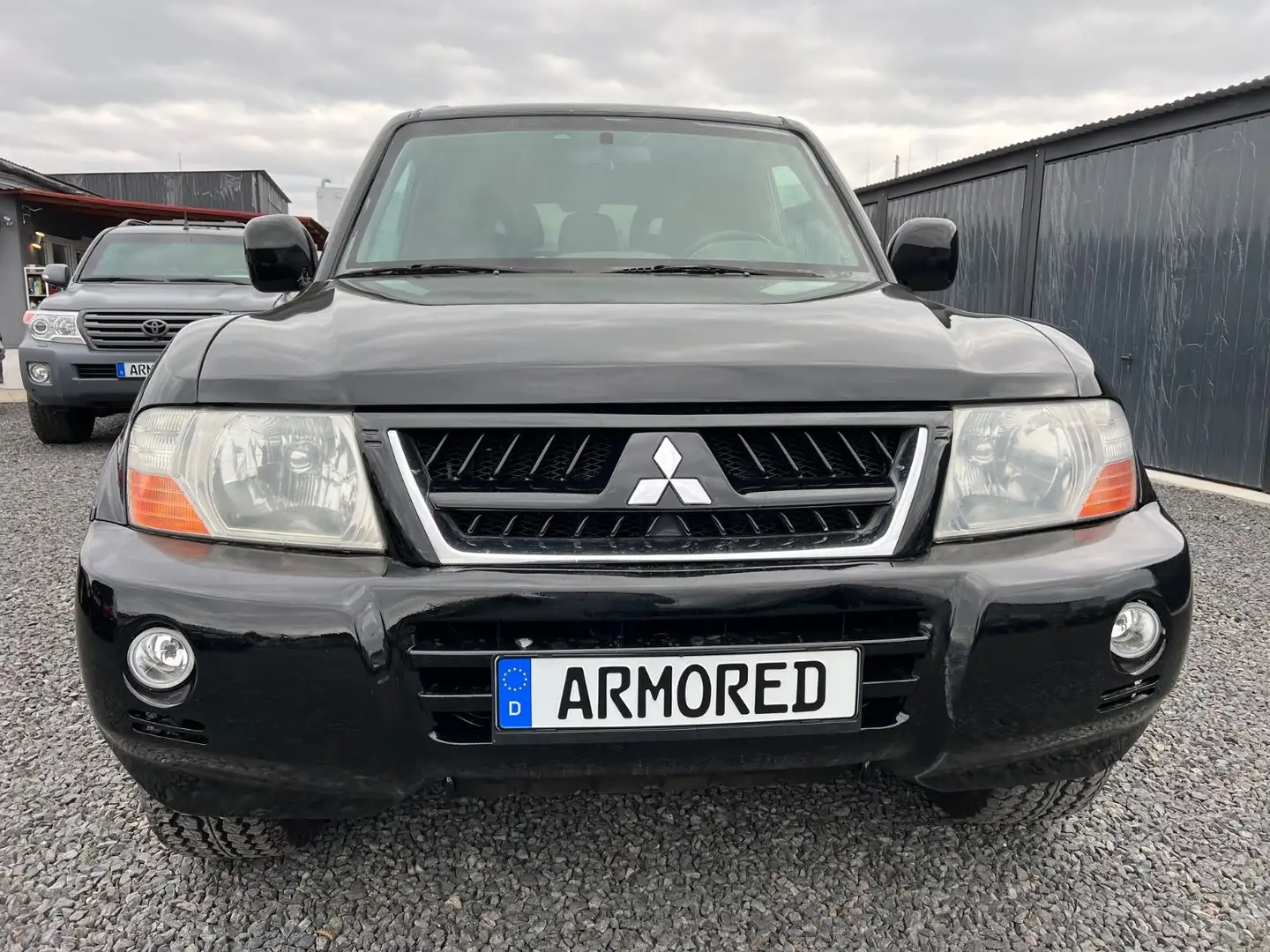 Mitsubishi Pajero 3.2 DI-D*B6*ARMORED*GEPANZERT*BLINDE*4x4* Černá - 2