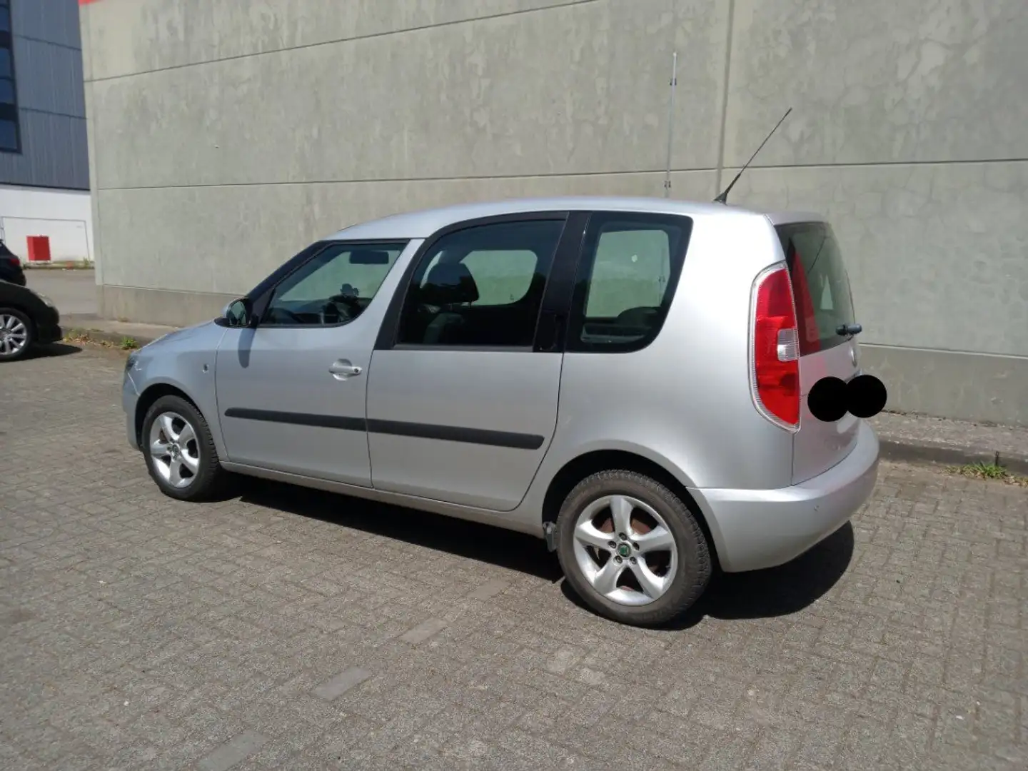 Skoda Roomster Roomster Diesel 1.2 TDI DPF GreenLine Silber - 2