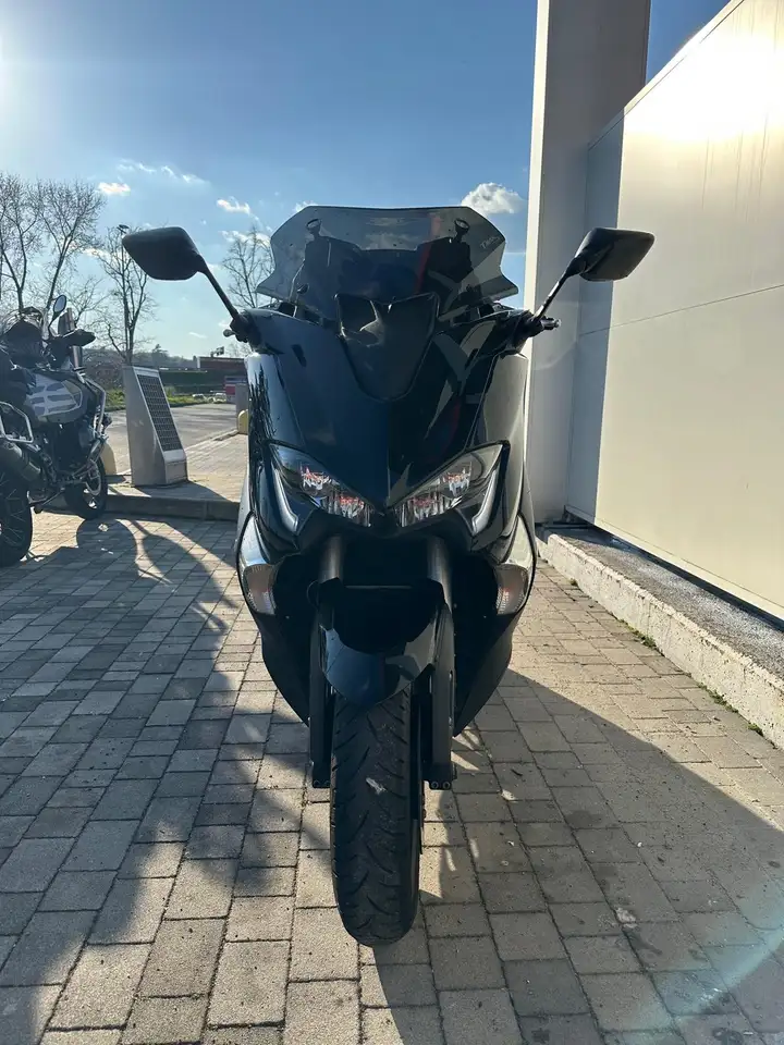 Yamaha Tmax 530