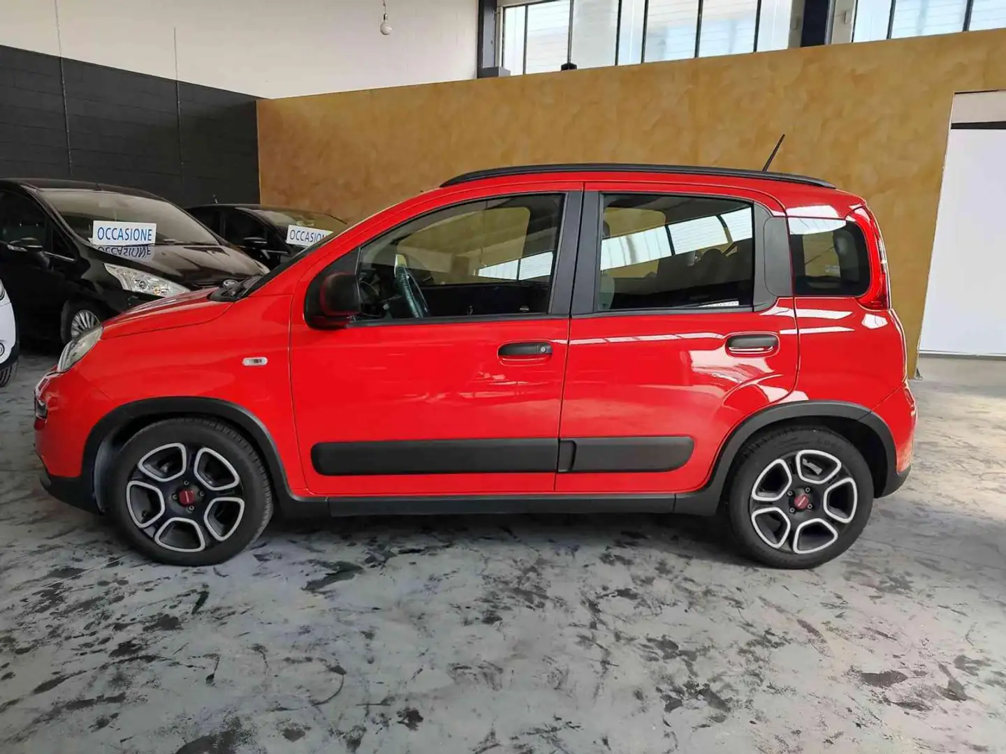 Fiat Panda 1.0 FireFly S&S Hybrid City Life Rosso - 2