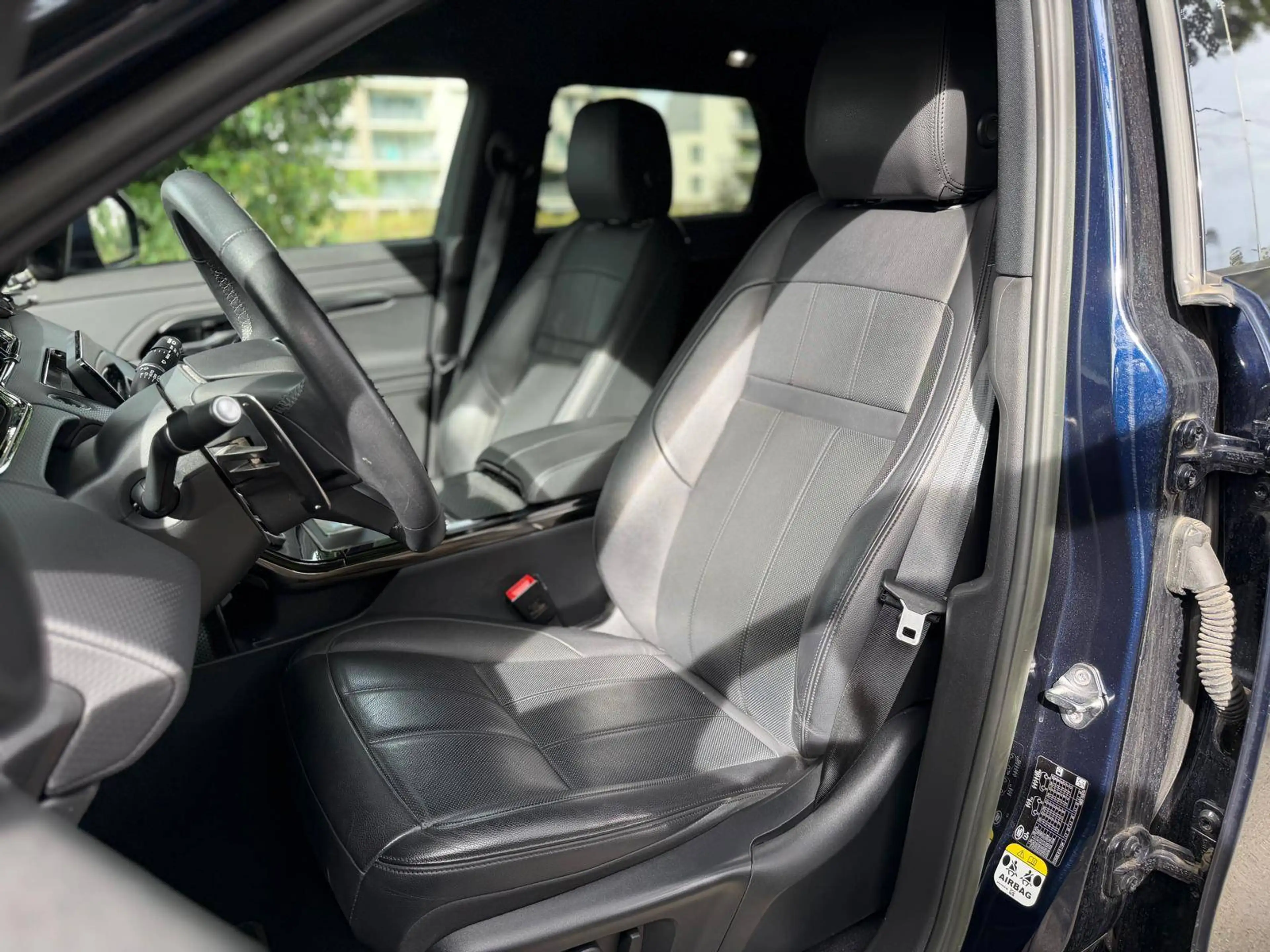 Land Rover Range Rover Evoque 2.0 TD4 MHEV 4WD D165 R-Dynamic S + Full entretien + TVA 50% — photo 12