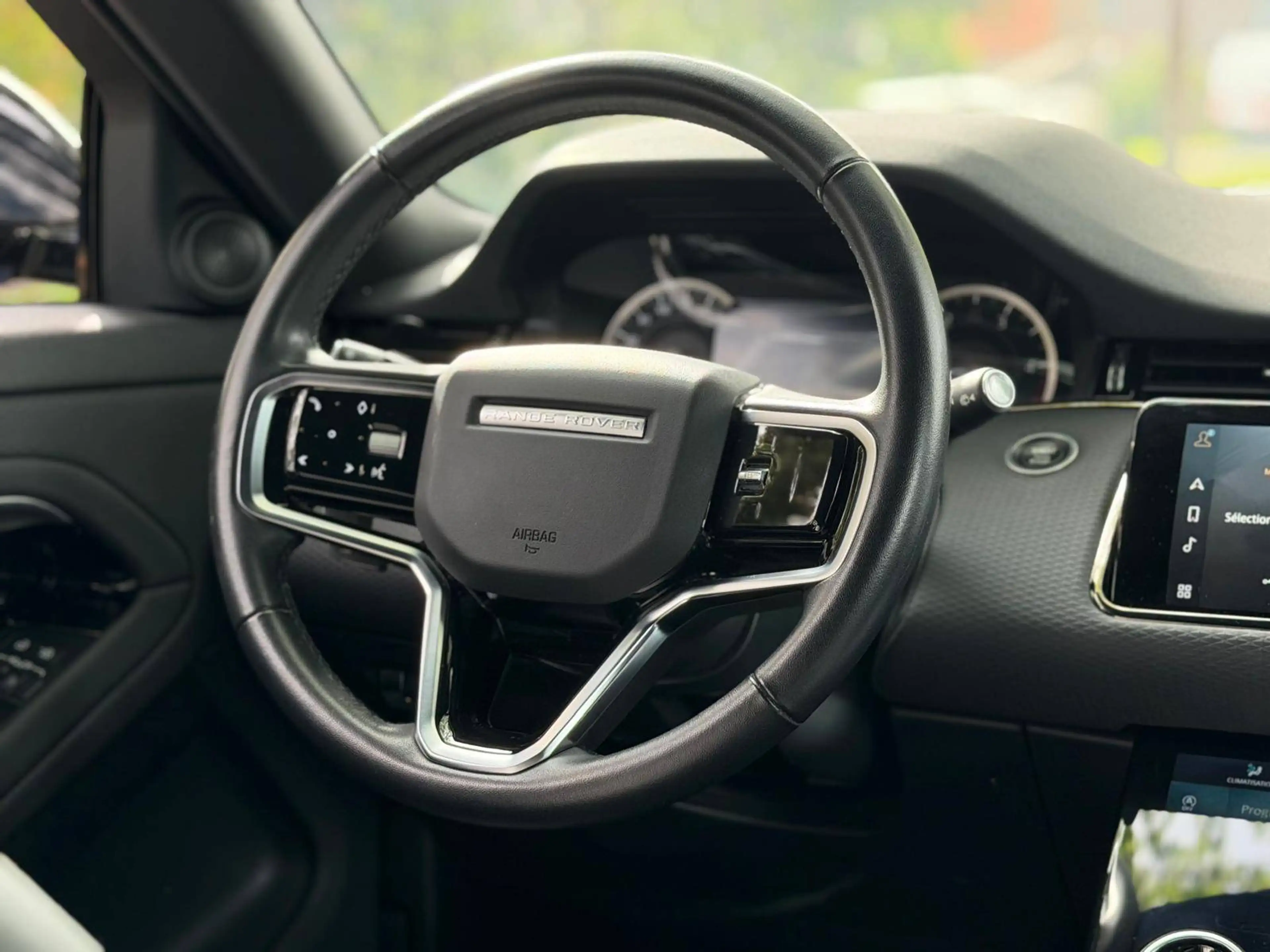 Land Rover Range Rover Evoque 2.0 TD4 MHEV 4WD D165 R-Dynamic S + Full entretien + TVA 50% — photo 18