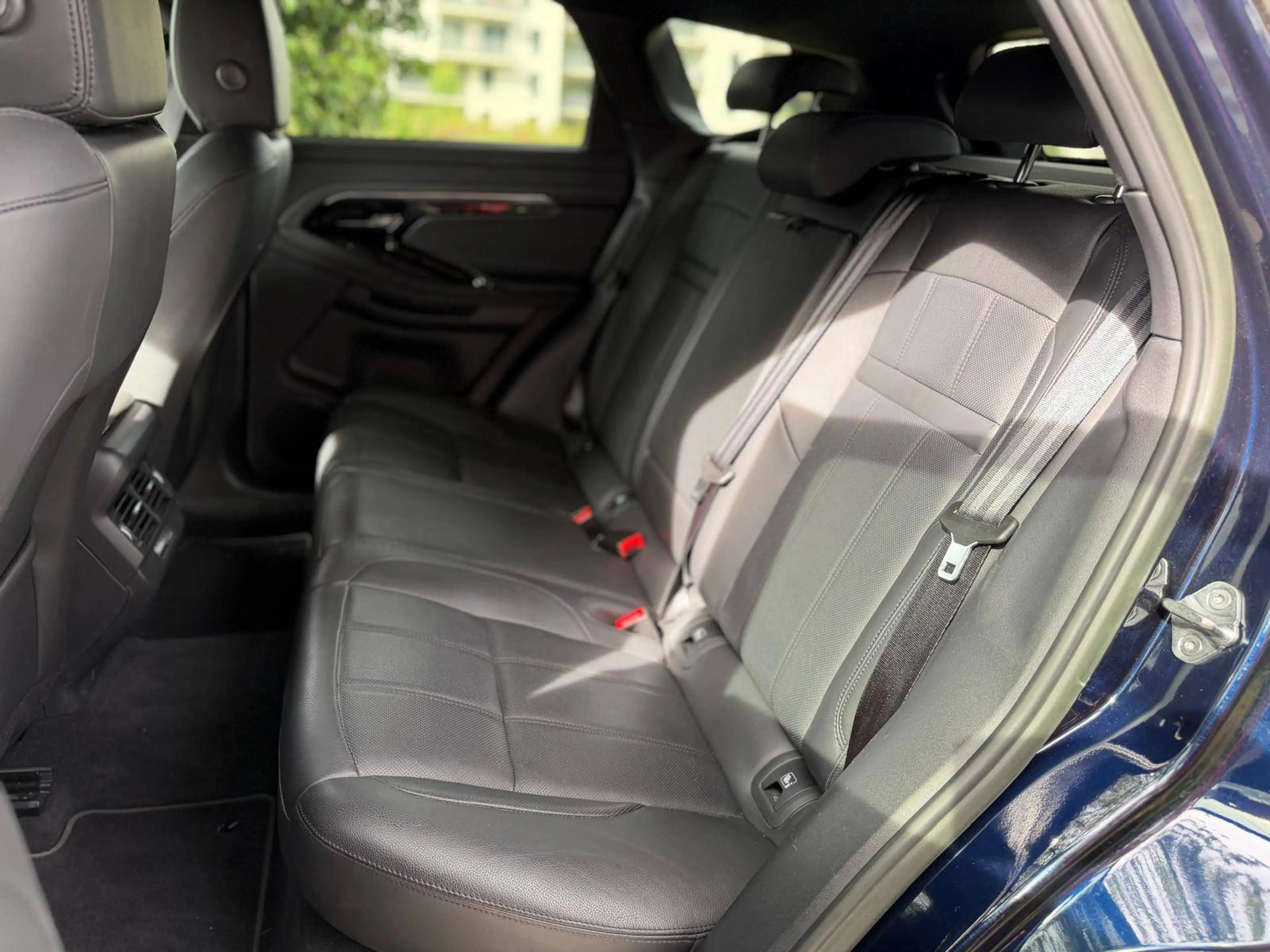 Land Rover Range Rover Evoque 2.0 TD4 MHEV 4WD D165 R-Dynamic S + Full entretien + TVA 50% — photo 14