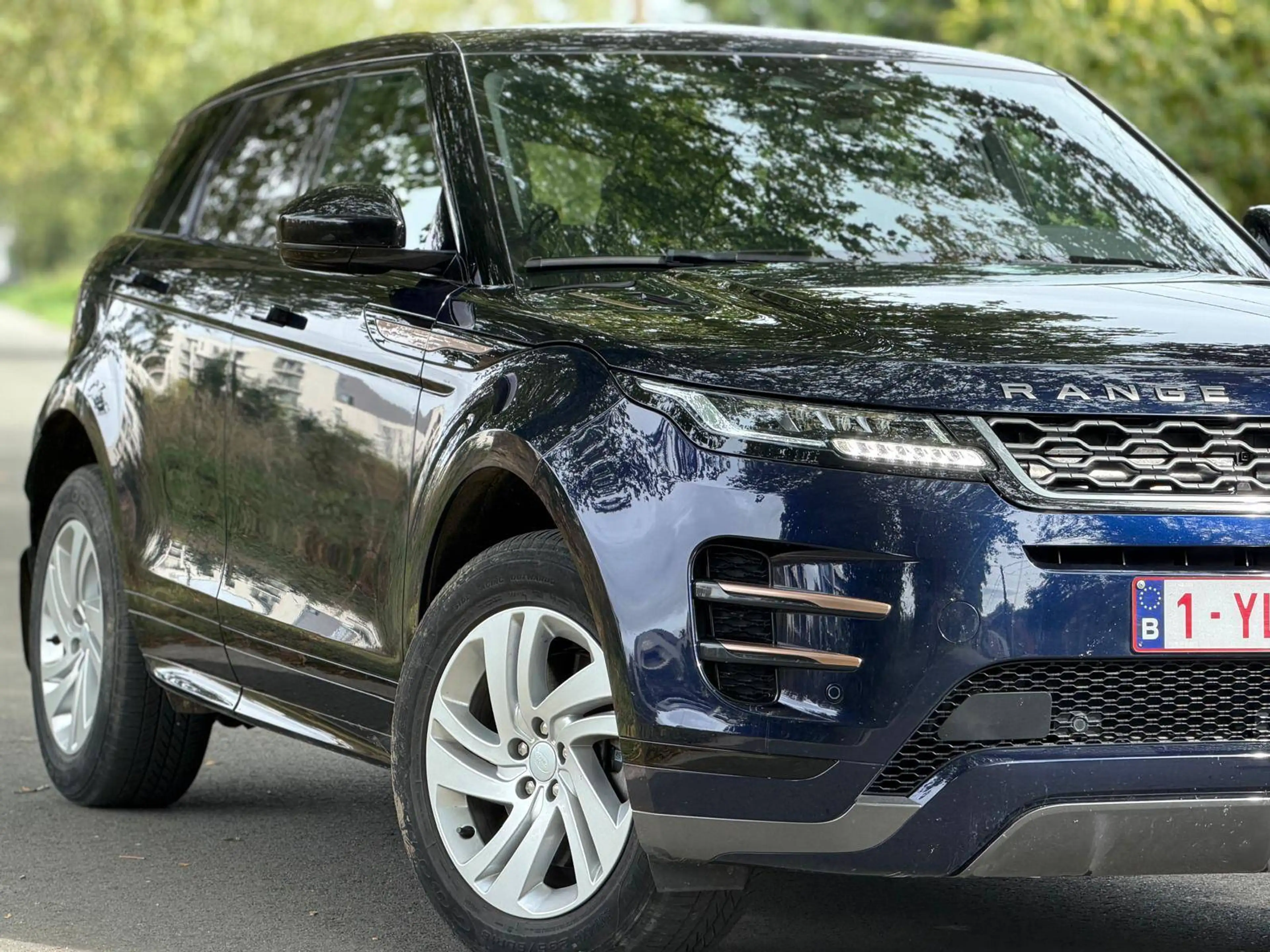 Land Rover Range Rover Evoque 2.0 TD4 MHEV 4WD D165 R-Dynamic S + Full entretien + TVA 50% — photo 2
