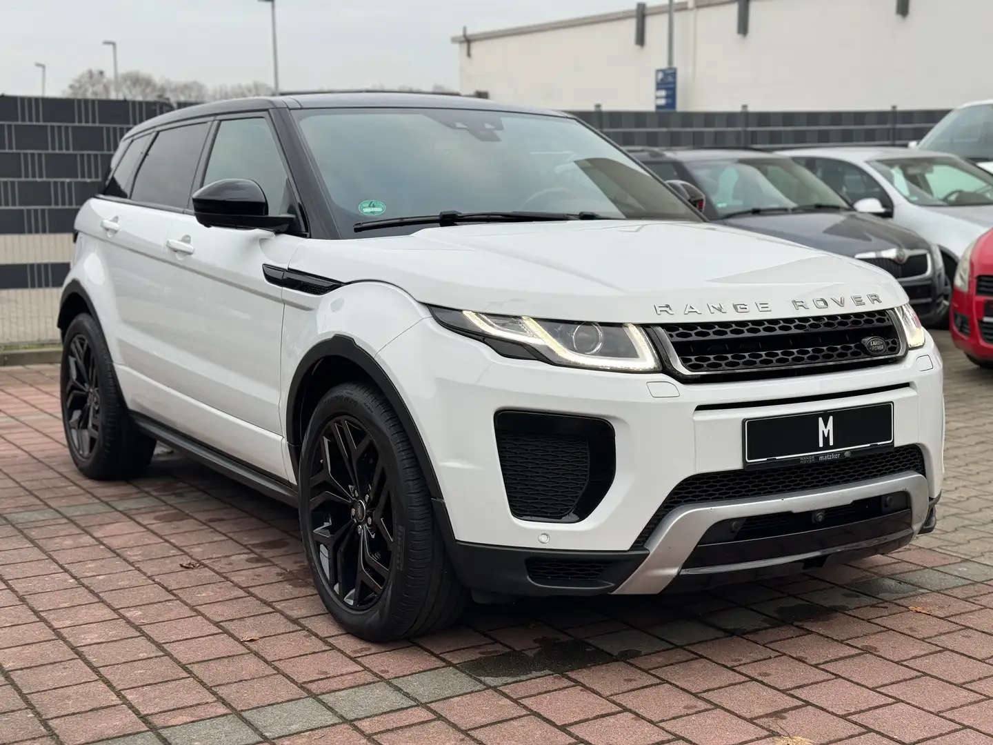 Land Rover Range Rover Evoque SE Dynamic 2.0 PANO/PDC/360°/TEMPOMAT/LEDER Weiß - 2