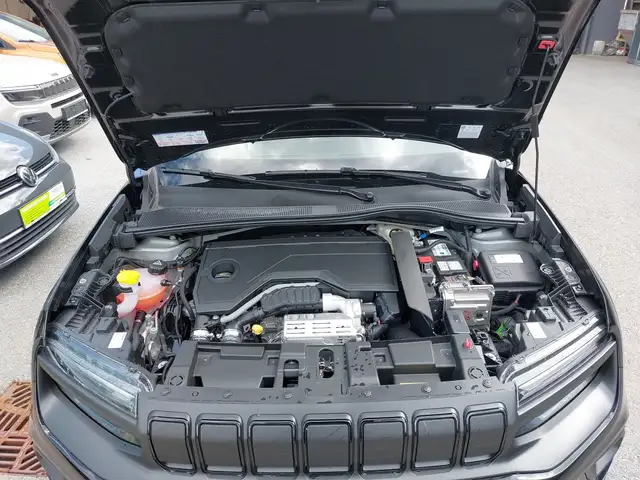 Jeep Avenger The North Face 4xe Hybrid 145 PS Ansicht 19