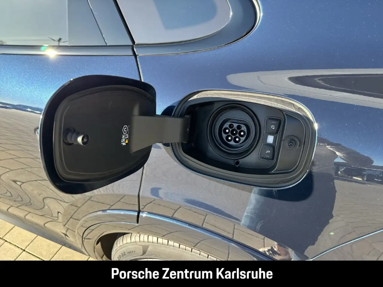 Porsche Cayenne E-Hybrid Coupe Black Edition HA-Lenkung 14
