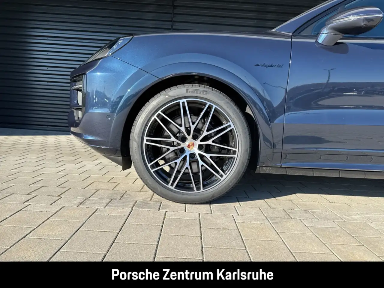 Porsche Cayenne E-Hybrid Coupe Black Edition HA-Lenkung 6