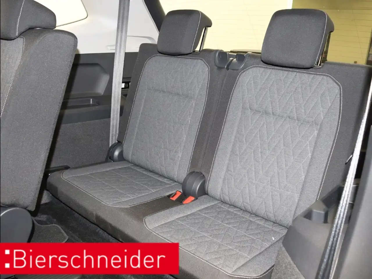 Volkswagen Tiguan Allspace 2.0 TDI DSG 4Mo. Move AHK 7S. KAMERA KESSY 6