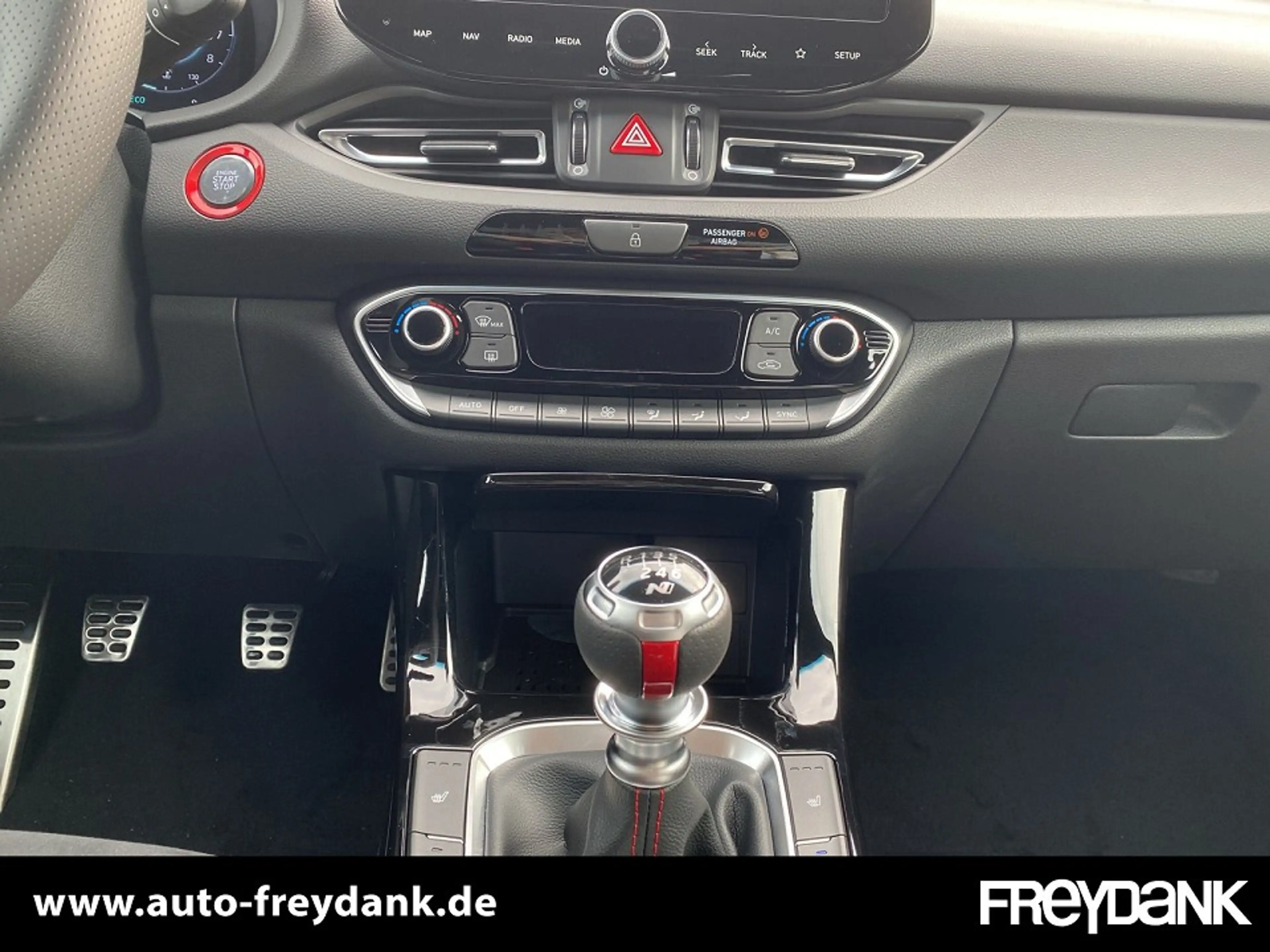 Hyundai i30 FL 1.5 T-GDI N LINE 48V 6-MT 2WD Sitz-Paket — photo 13