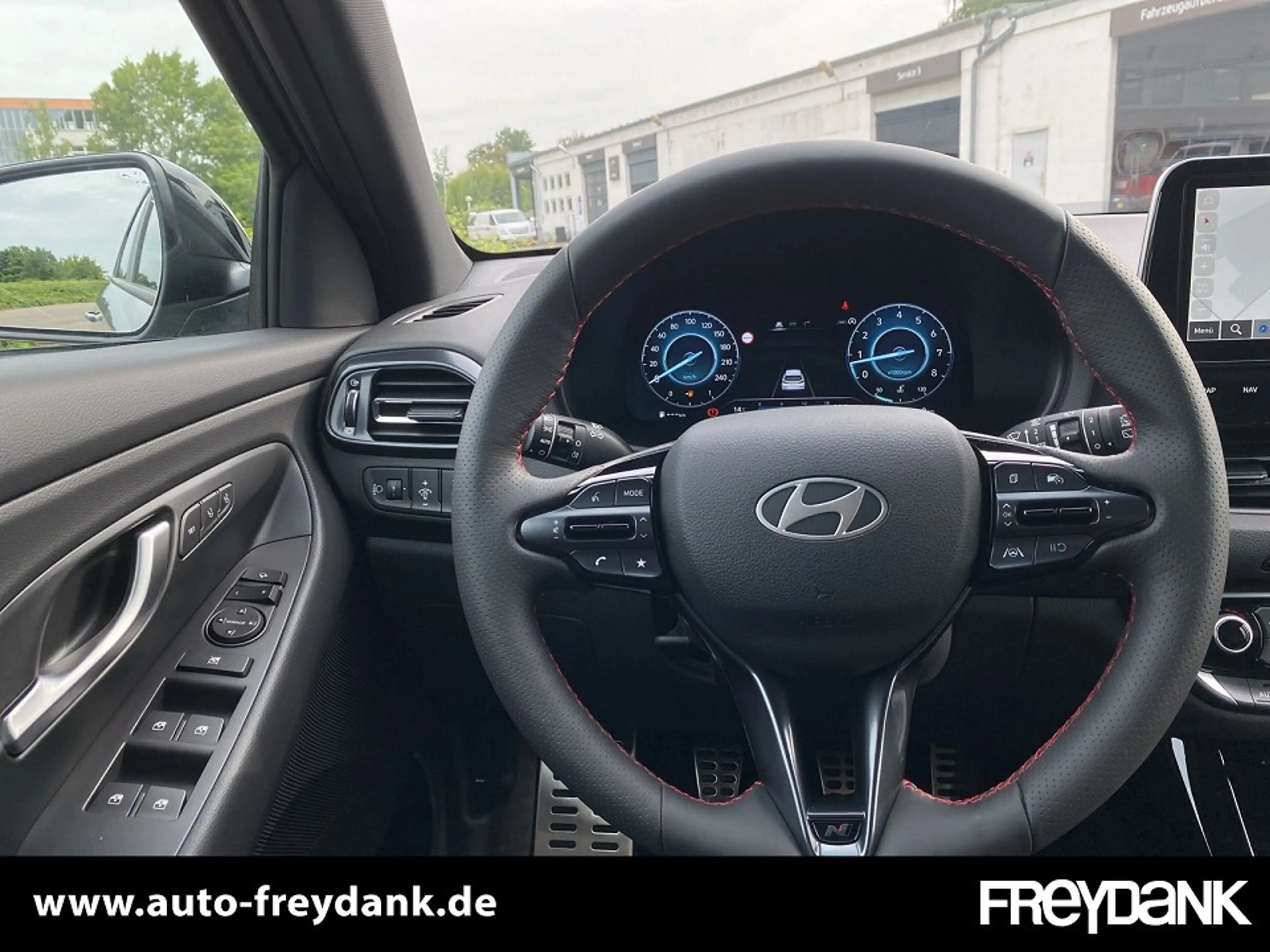 Hyundai i30 FL 1.5 T-GDI N LINE 48V 6-MT 2WD Sitz-Paket — photo 15