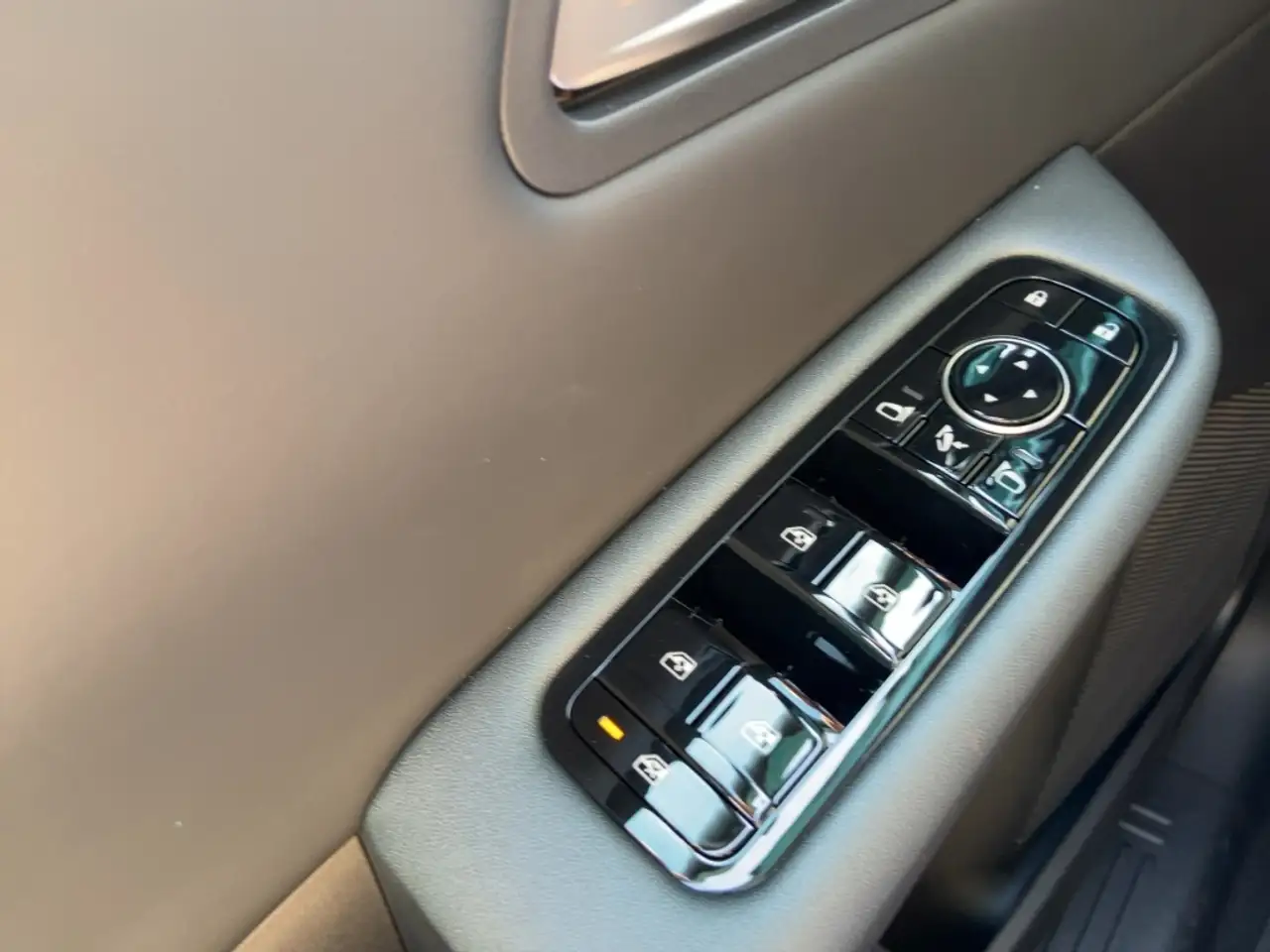 Nissan Leaf 2026 — фото 17