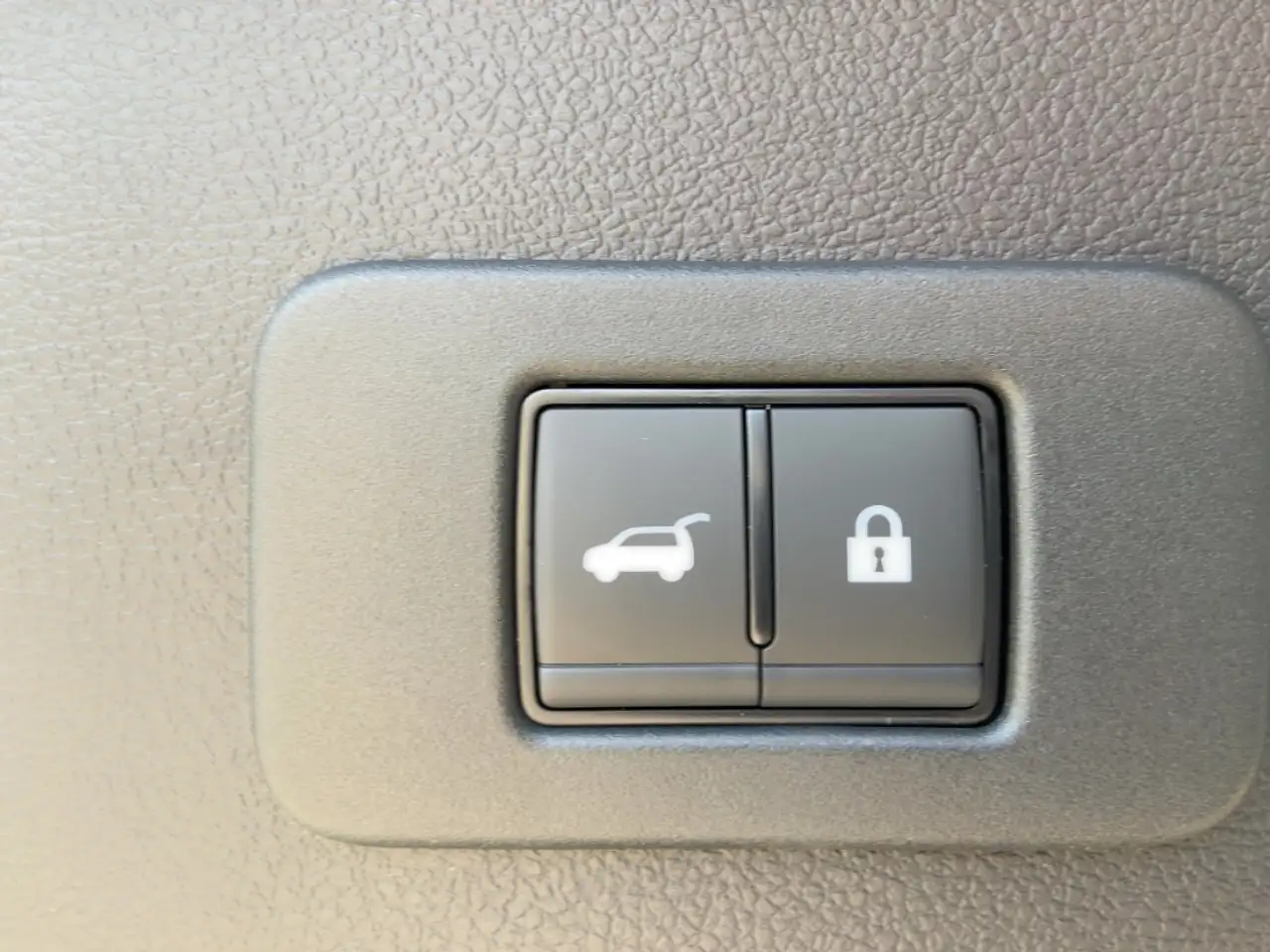 Nissan Leaf 2026 — фото 13