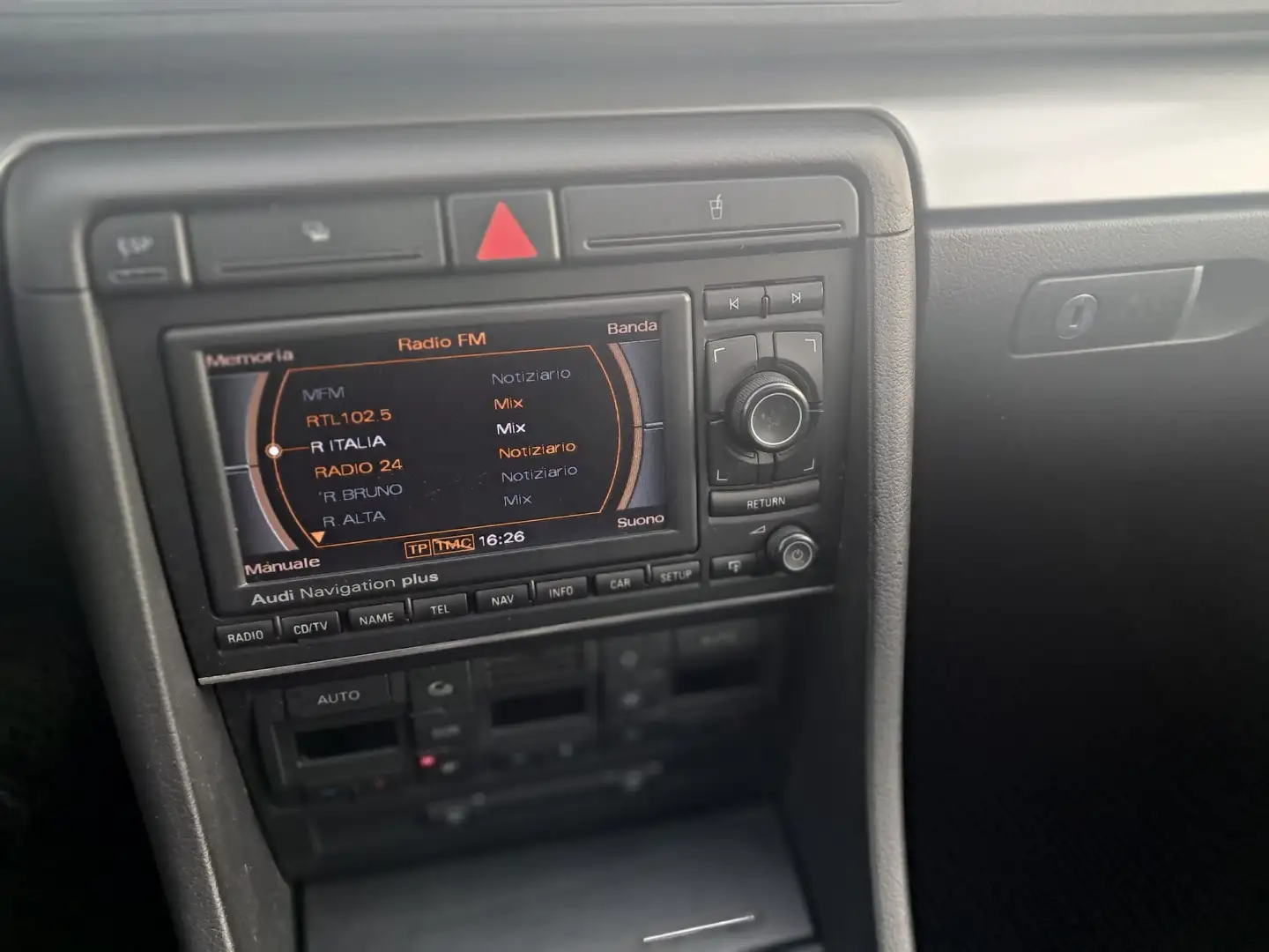 Audi A4 Avant 2.5 V6 tdi Sport - 2