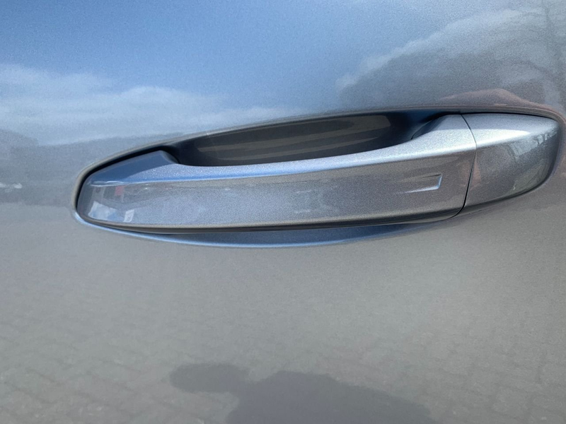 Peugeot 5008 Hybrid 136 GT — photo 5