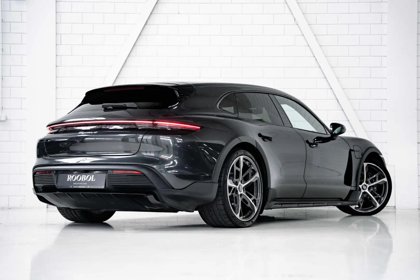 Porsche Taycan Cross Turismo 4 BTW *Aero pakket* l Chrono l Head Szürke - 2