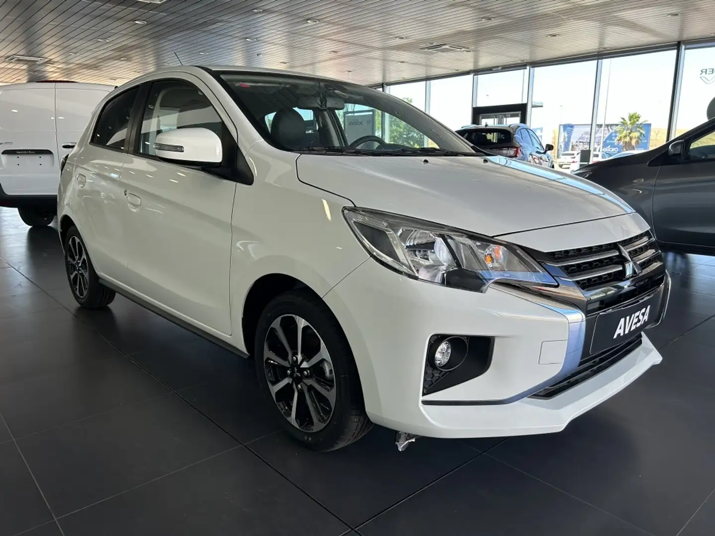 Mitsubishi Space Star 120 MPI Kaiteki Blanco - 2